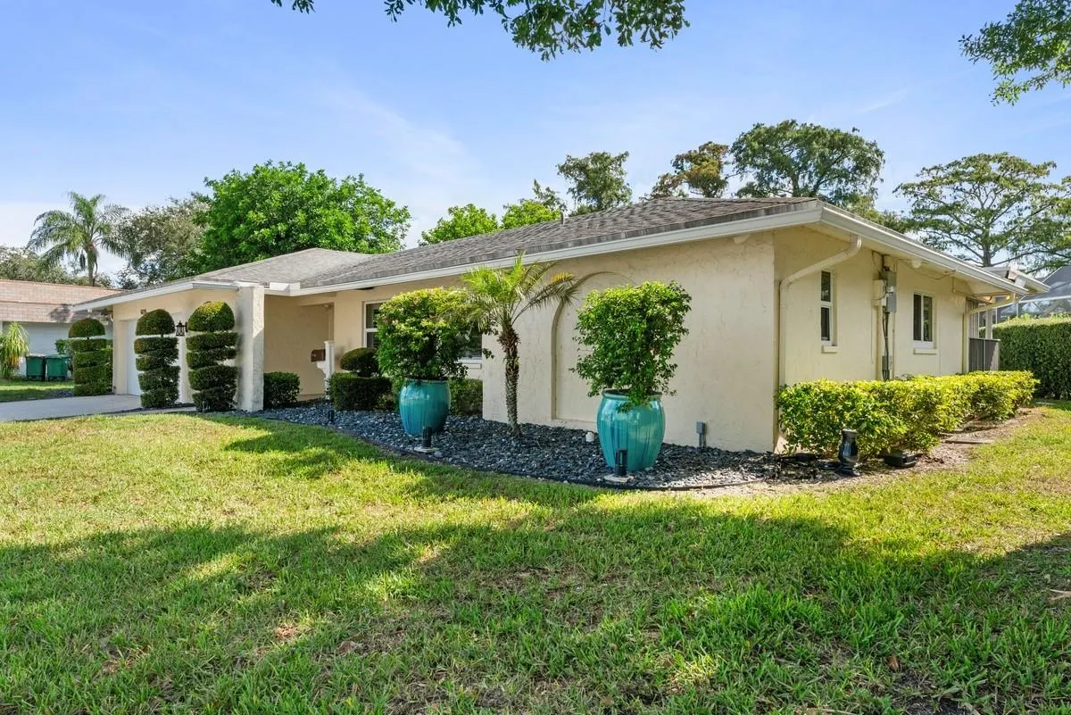 4806 Kumquat Dr