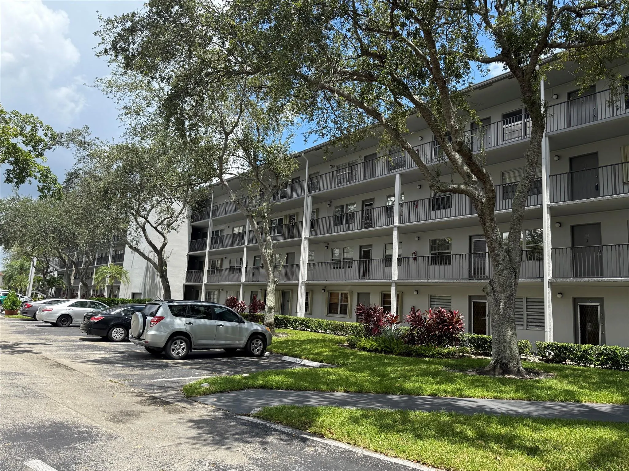 251 SW 132nd Way, #108H