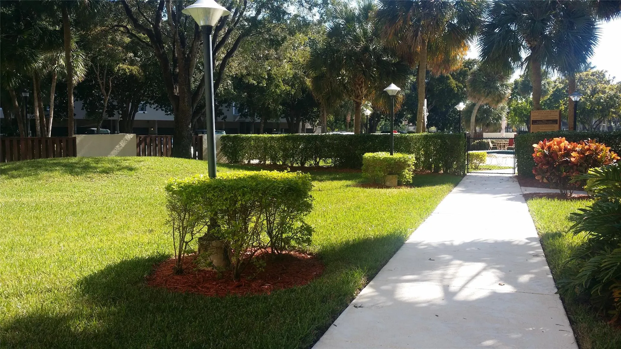10777 W Sample Rd, #904
