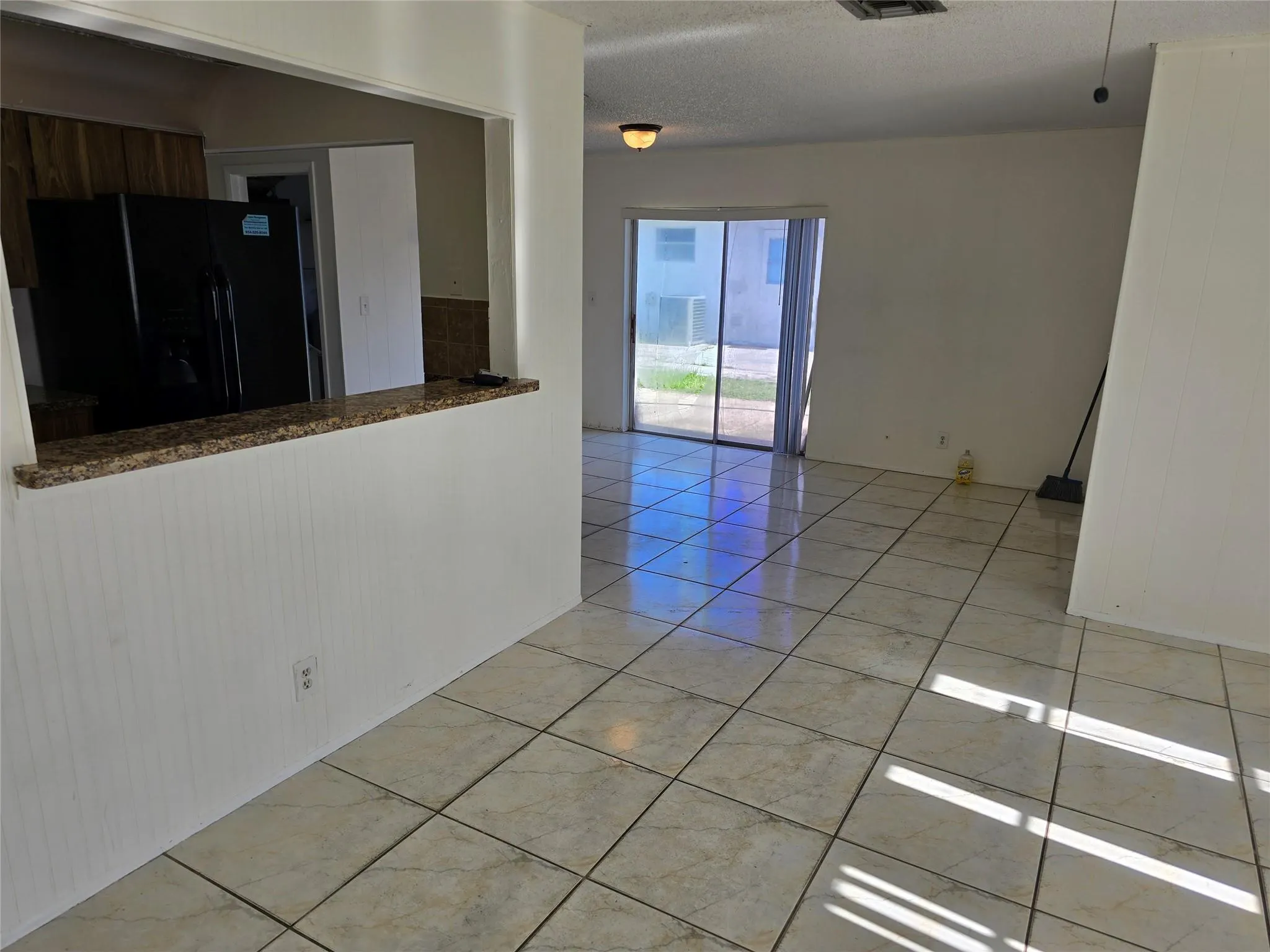433 SW 61st Ter