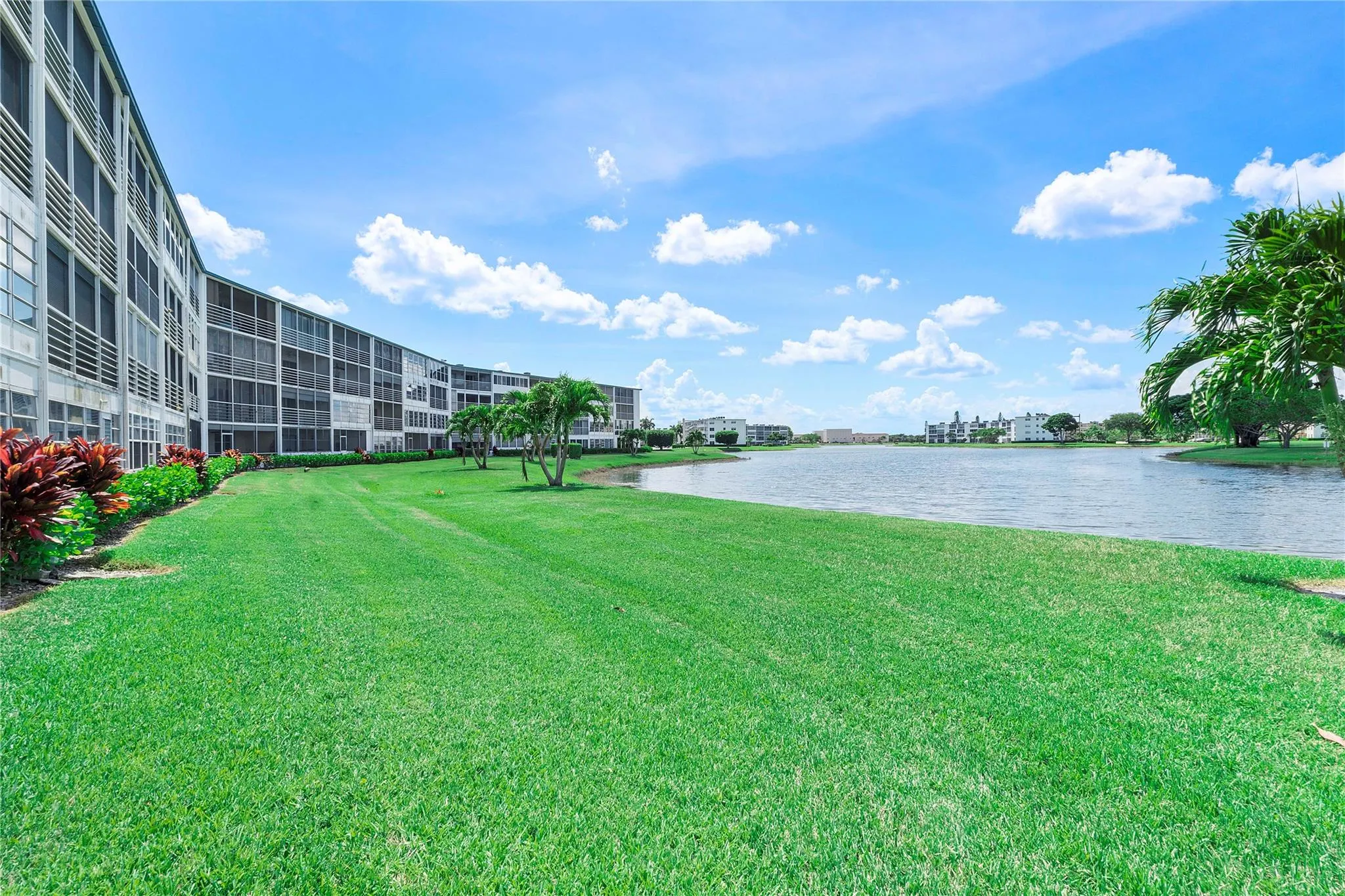 1043 Exeter C, #1043