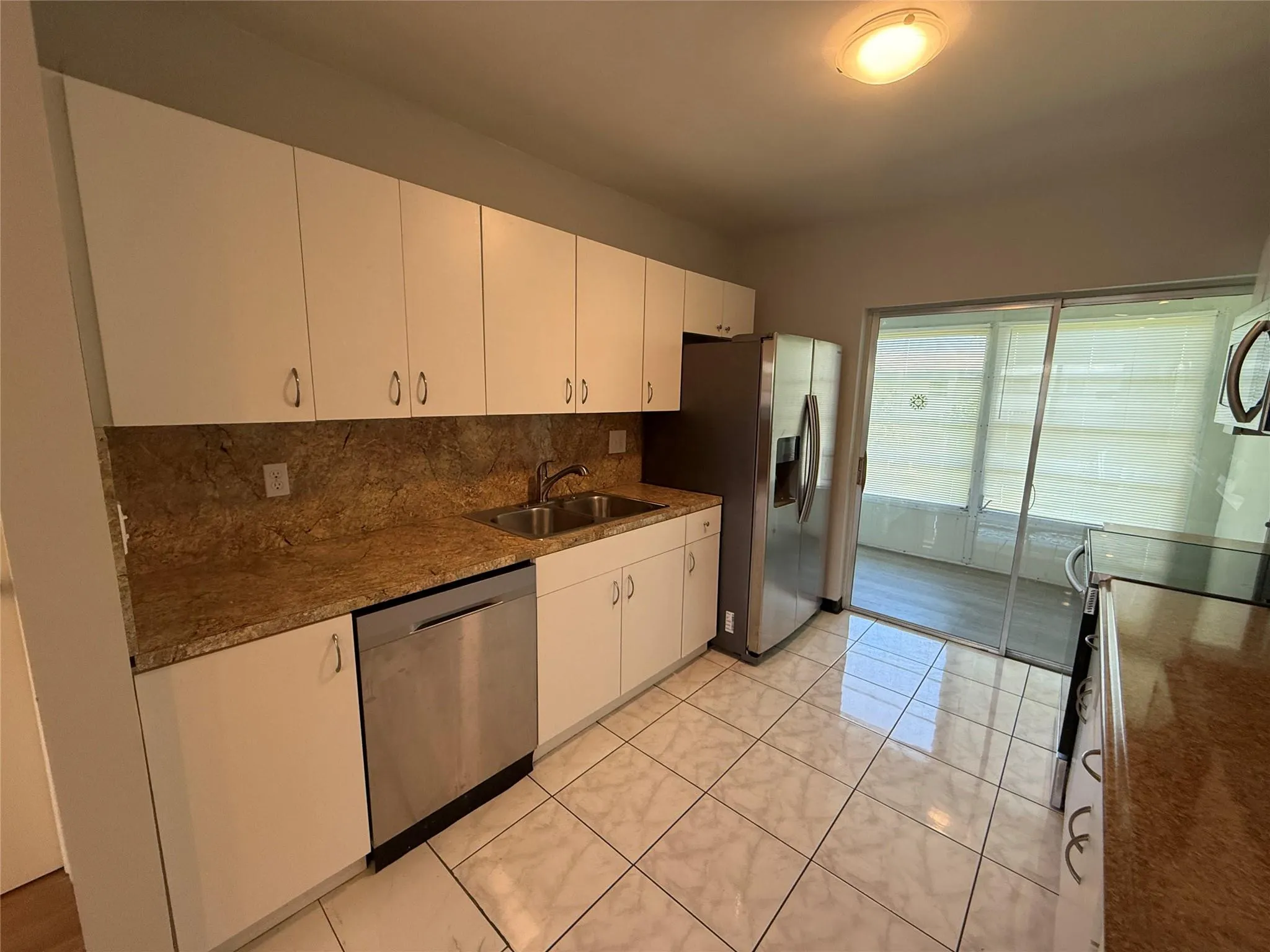 7600 NW 4th Pl, #205