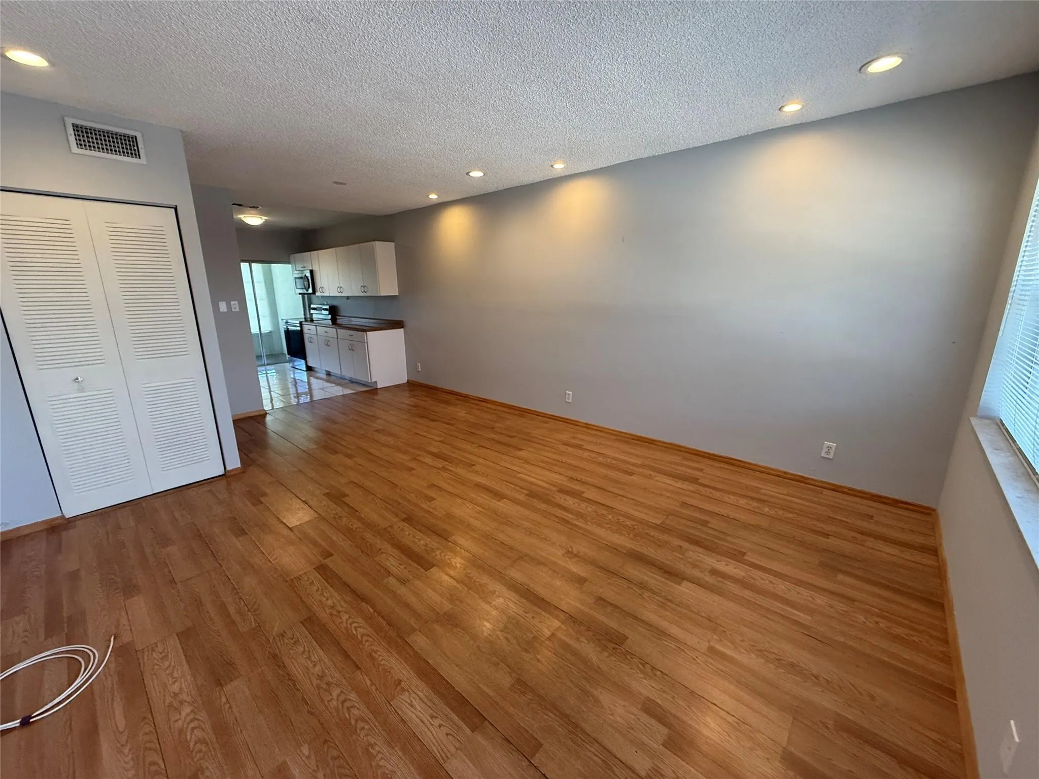 7600 NW 4th Pl, #205