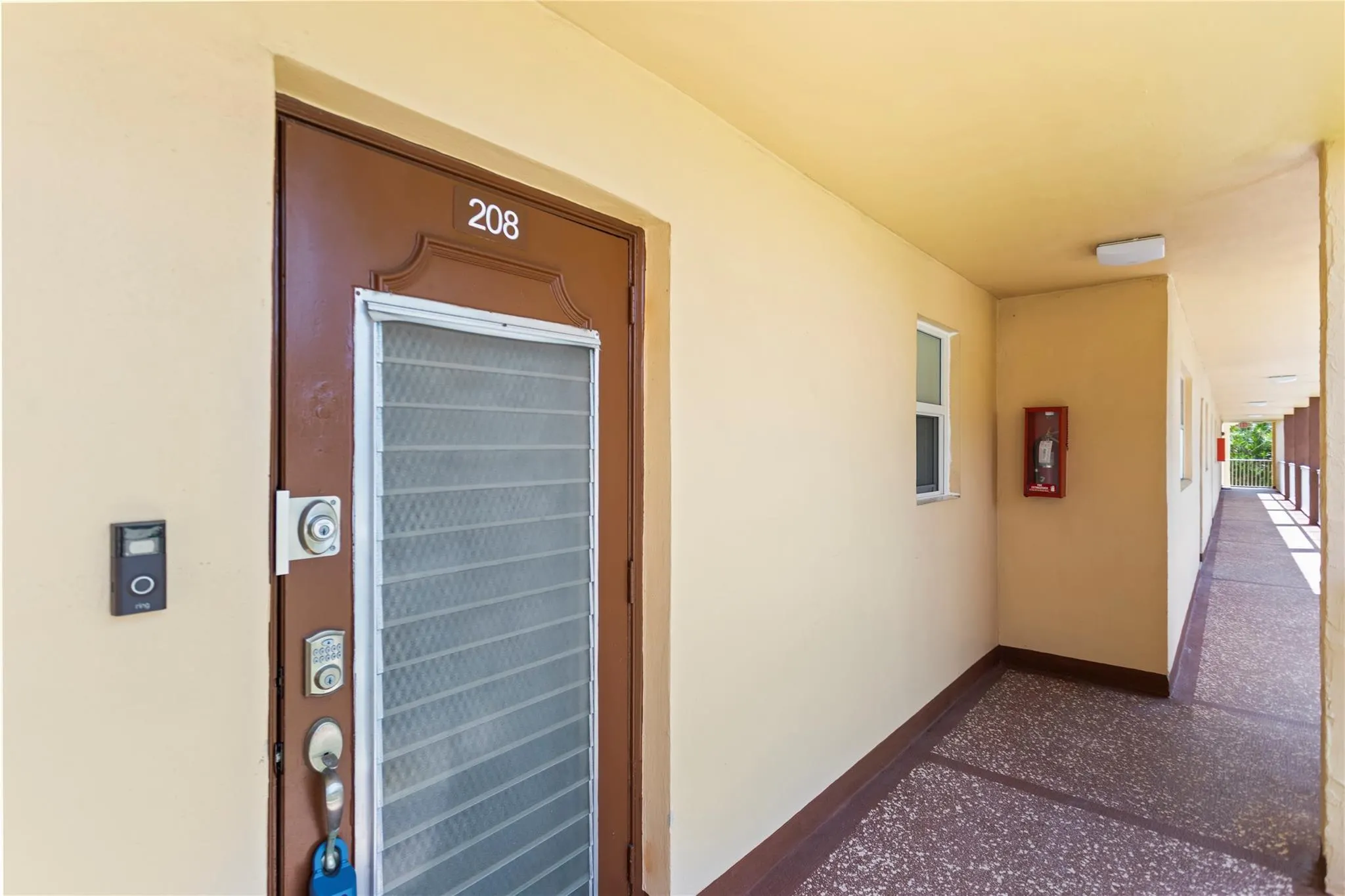 2801 N Pine Island Rd, #208