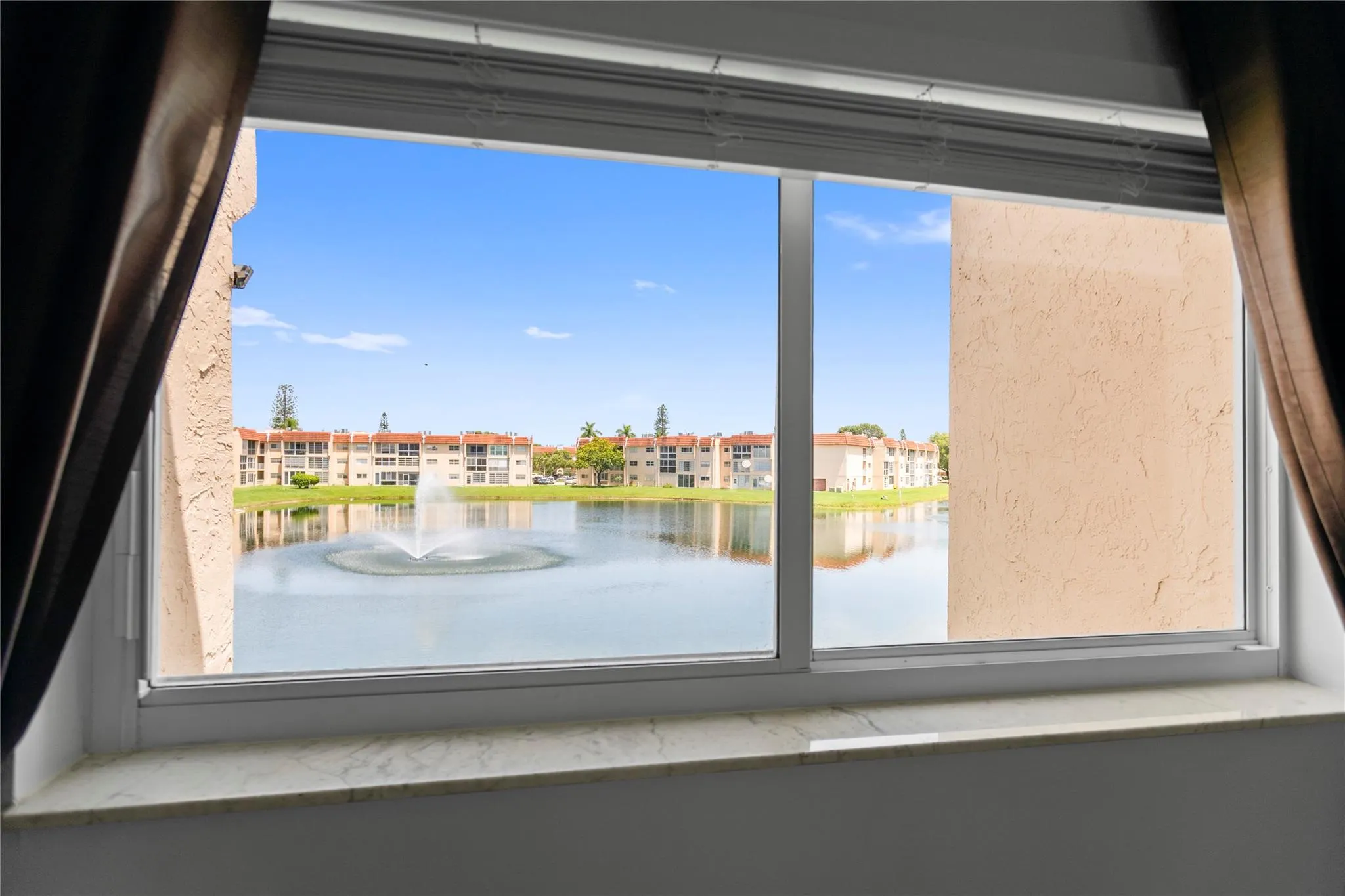 2801 N Pine Island Rd, #208