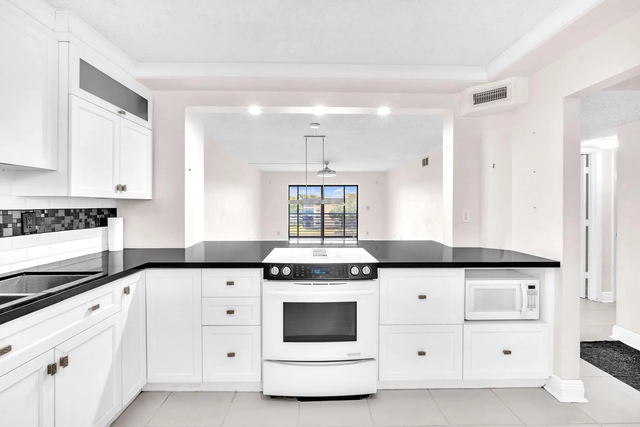 4930 E Sabal Palm Blvd, #414