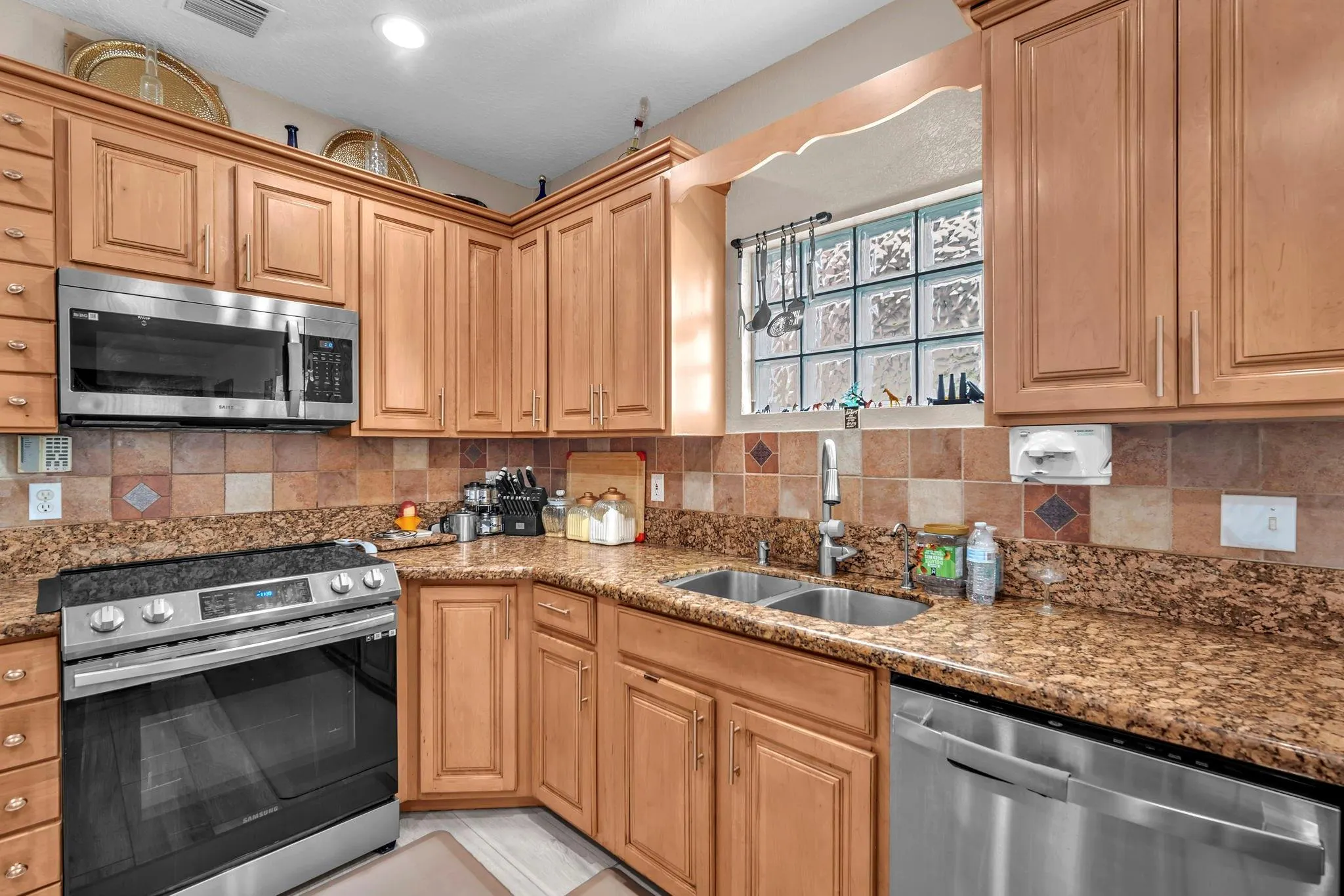3471 NW 112th Ave