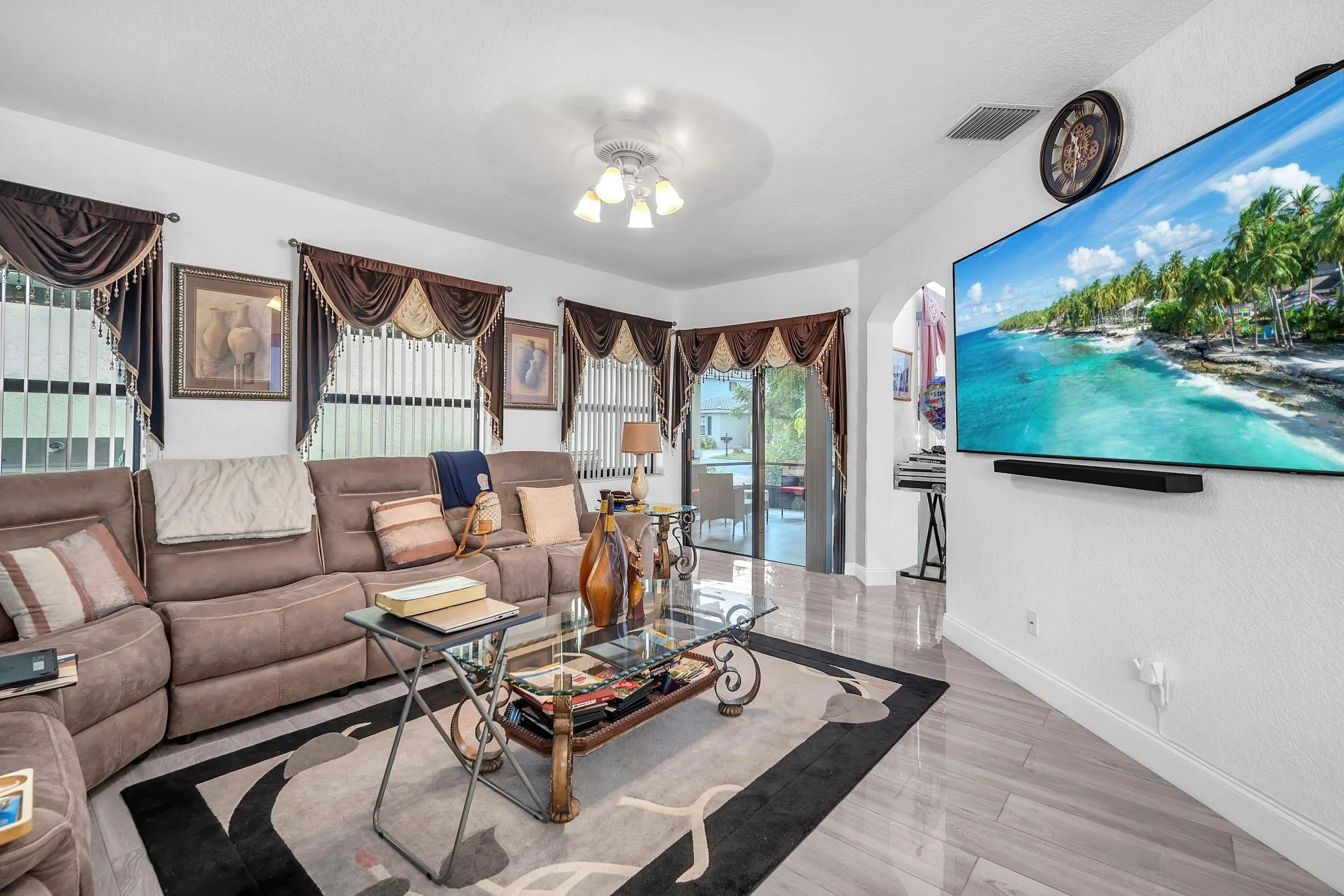 3471 NW 112th Ave