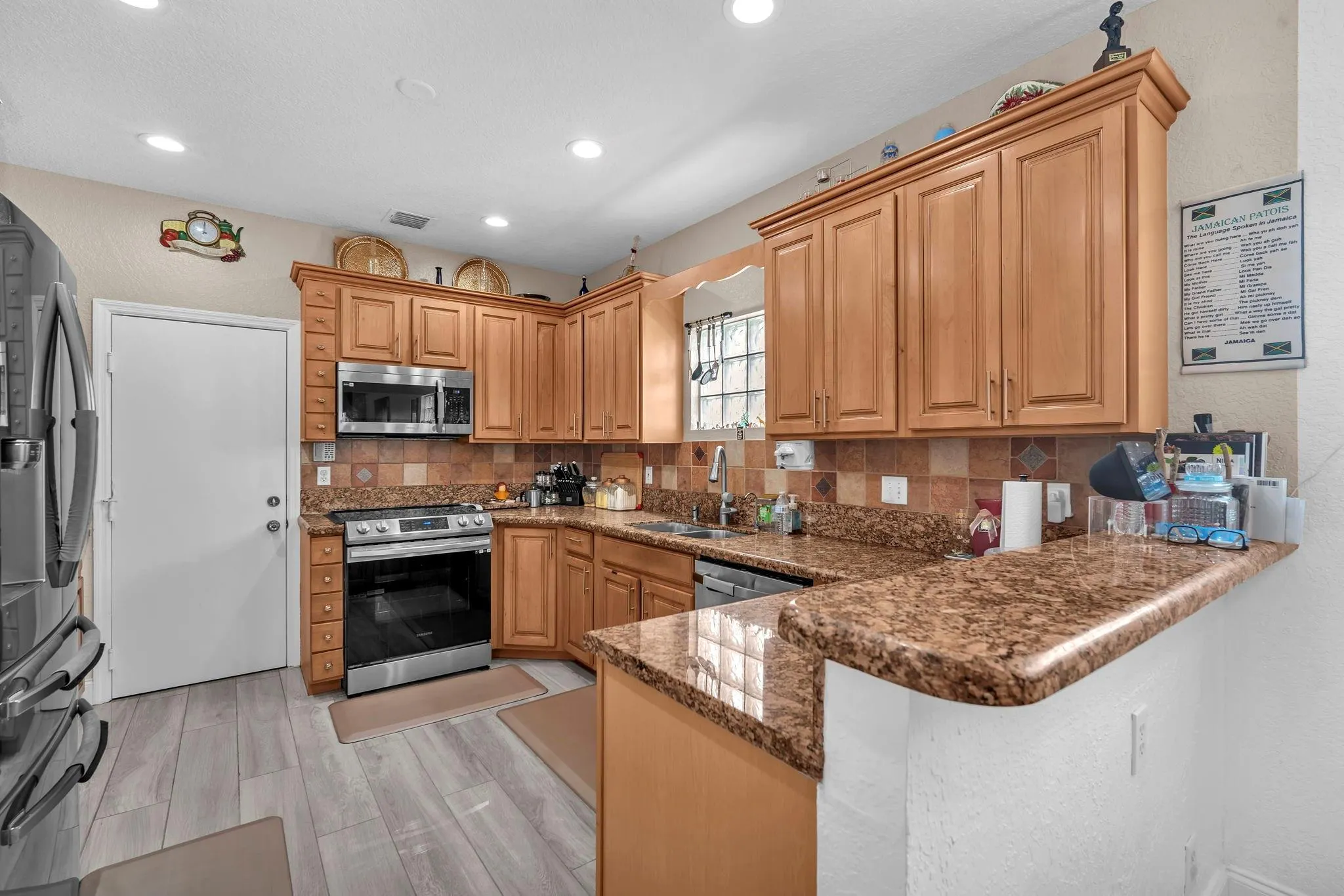 3471 NW 112th Ave