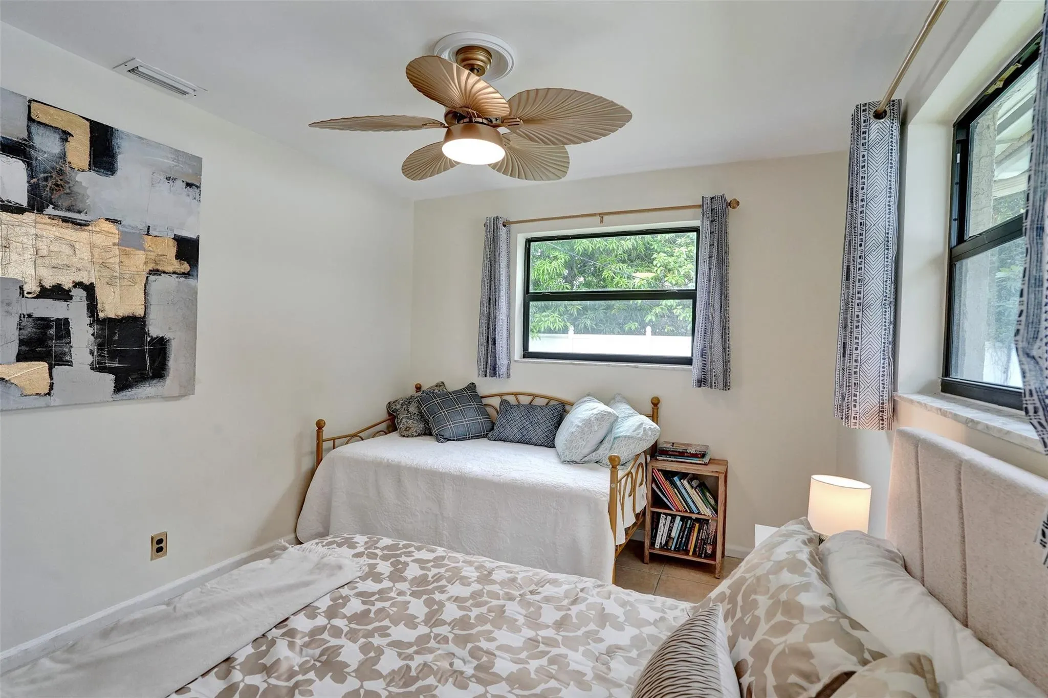 1711 NE 2nd Ter