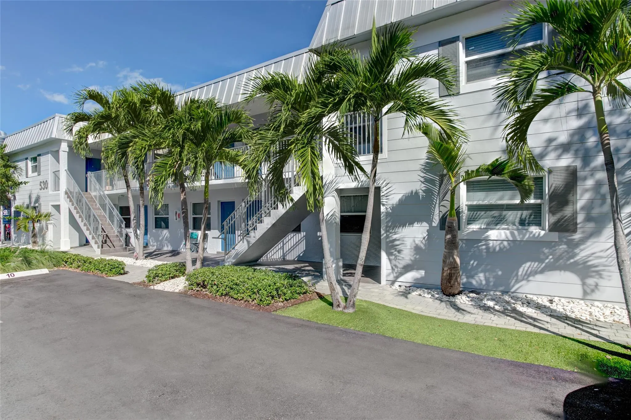 530 S Federal Hwy, #6