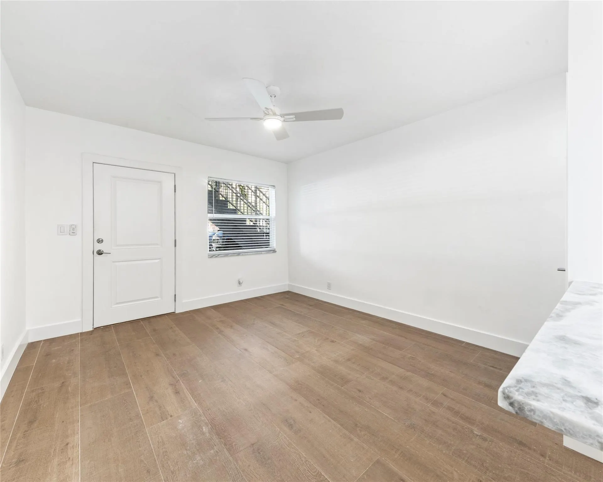 530 S Federal Hwy, #6