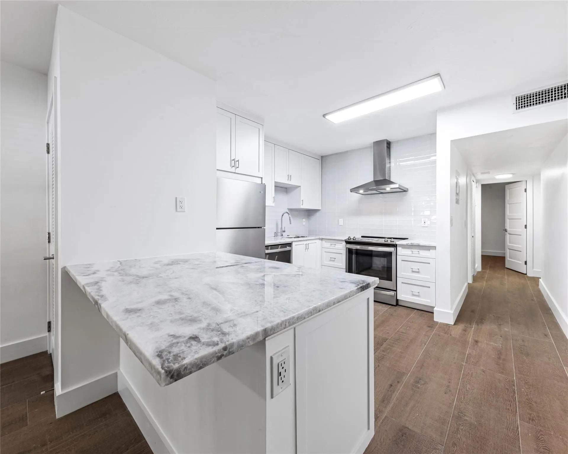 530 S Federal Hwy, #6