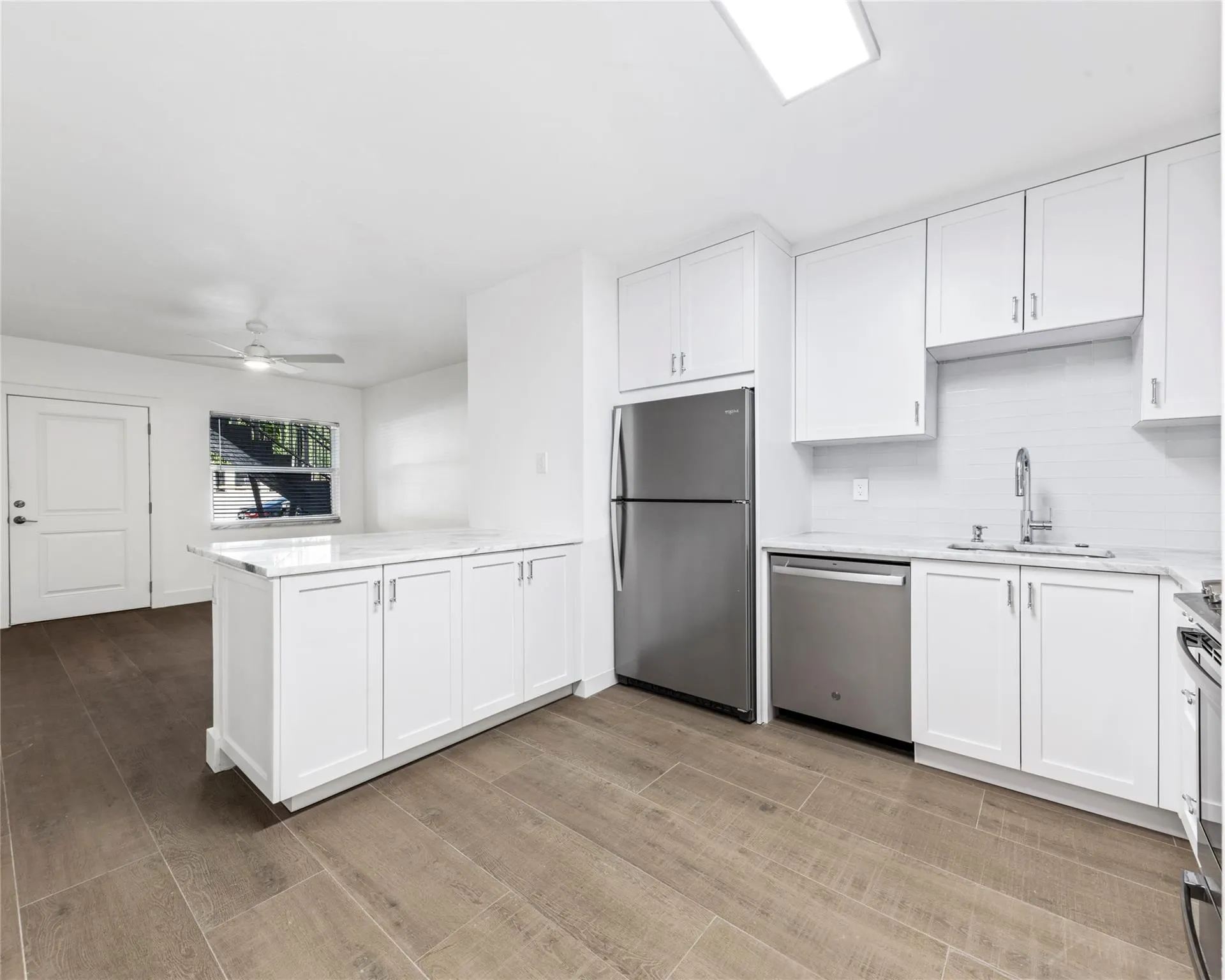 530 S Federal Hwy, #6