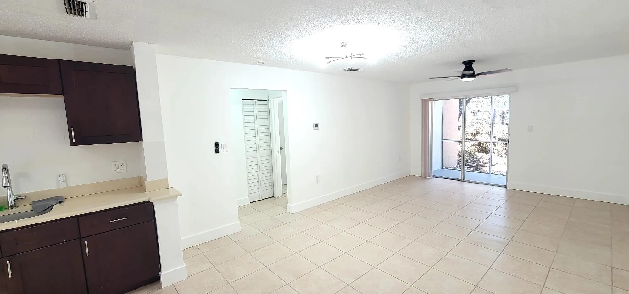 8053 SW 21st Ct, #8053