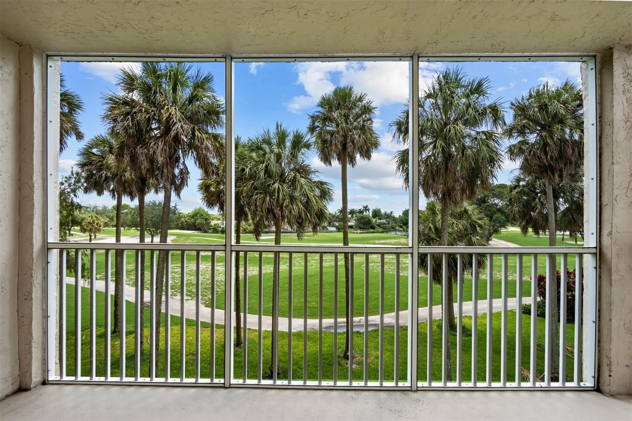 250 Jacaranda Dr, #312