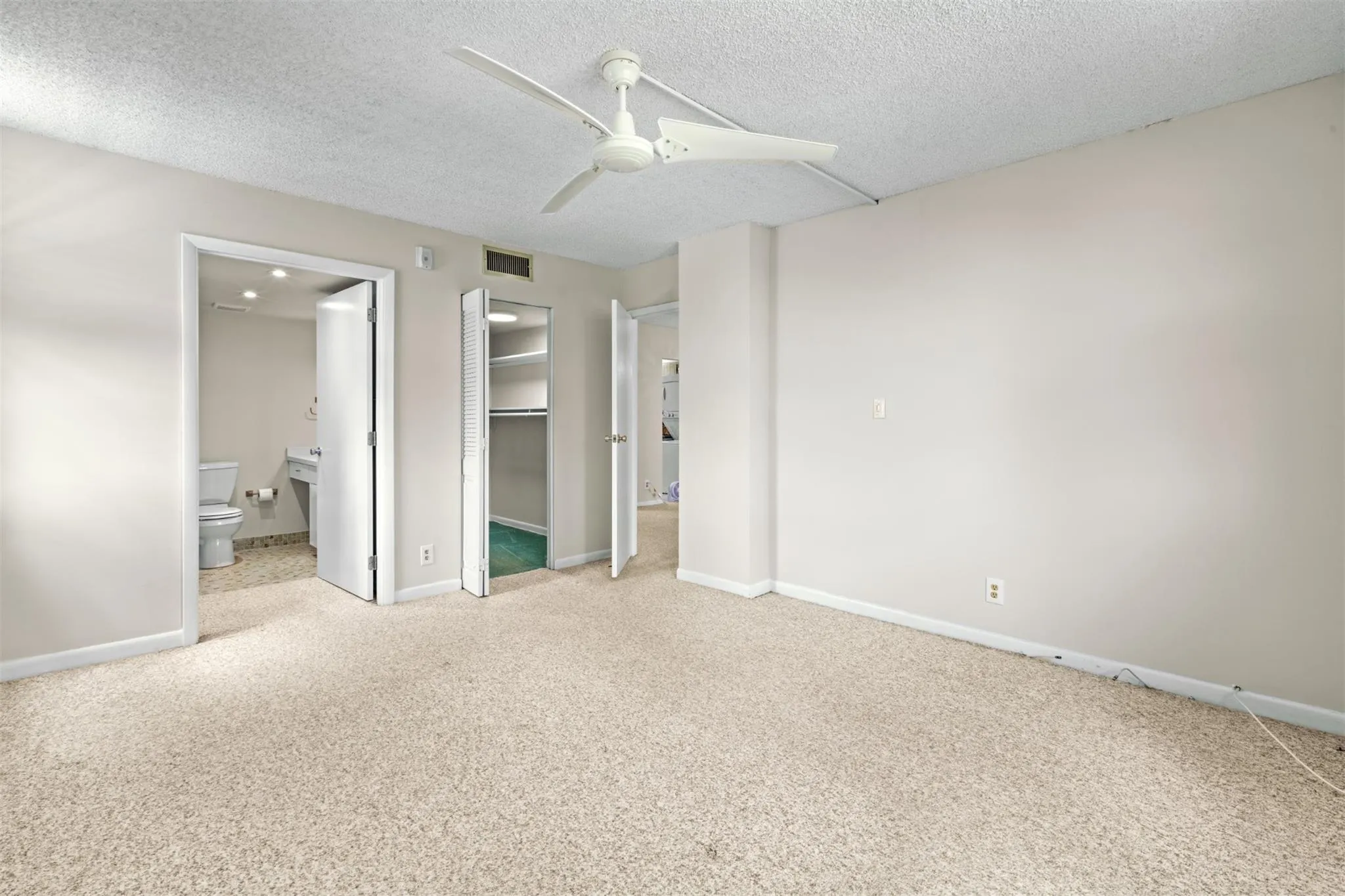 250 Jacaranda Dr, #312