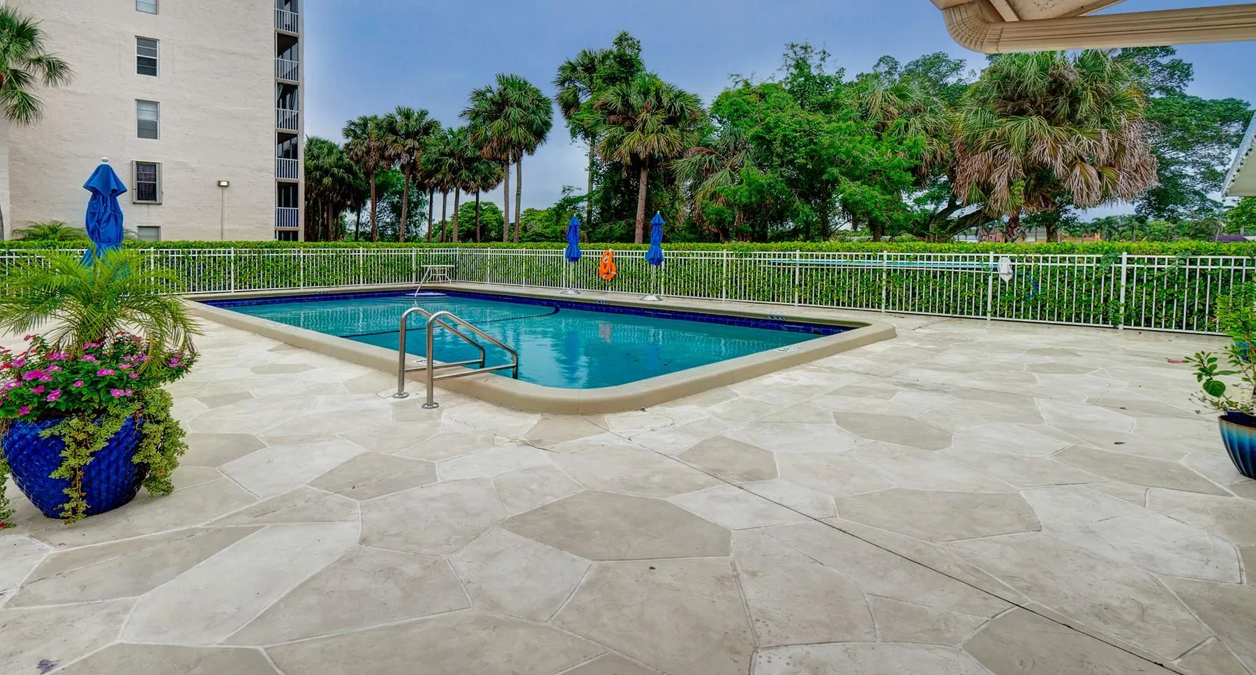 250 Jacaranda Dr, #312