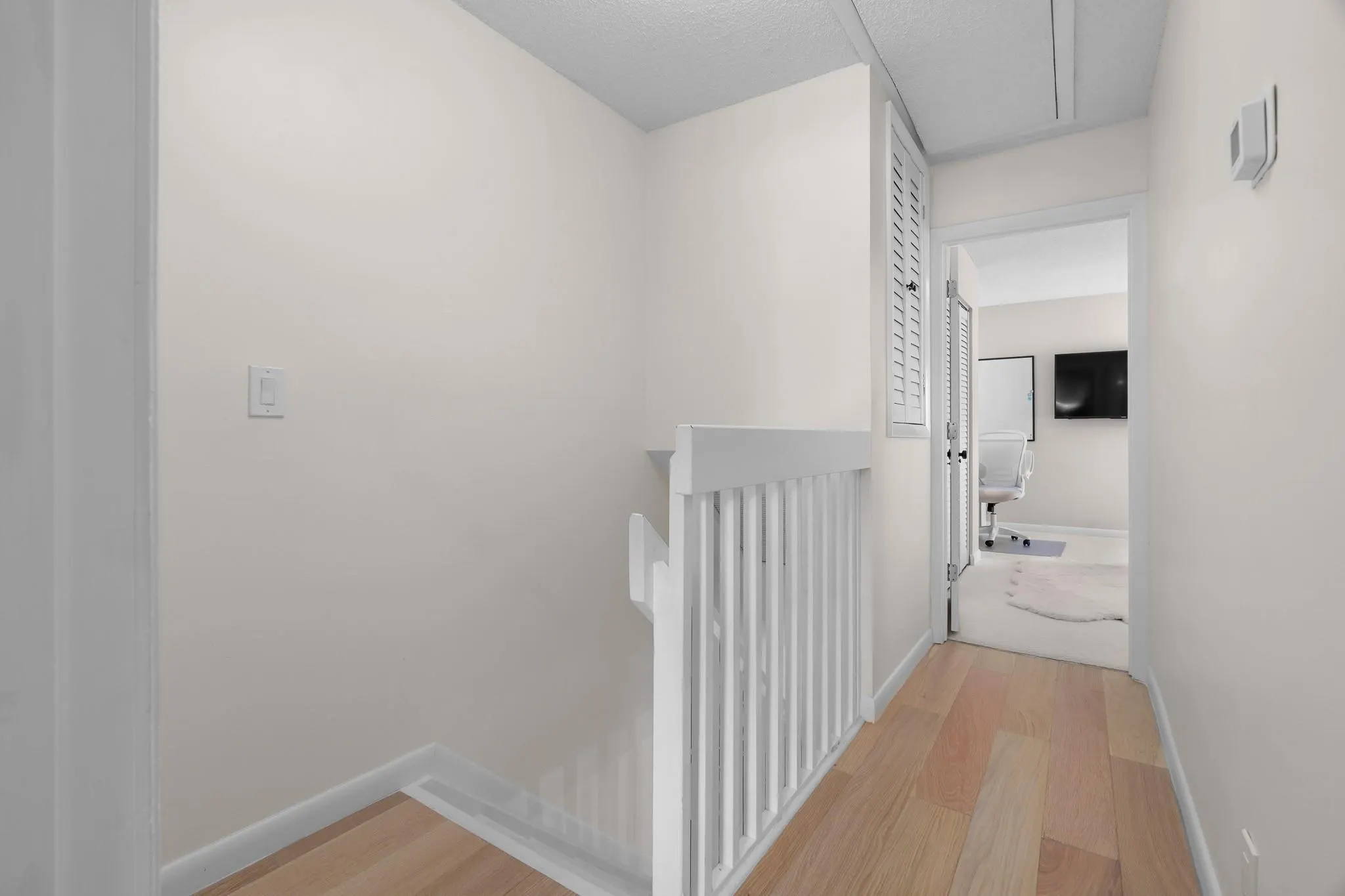 1321 Bayview Dr, #4