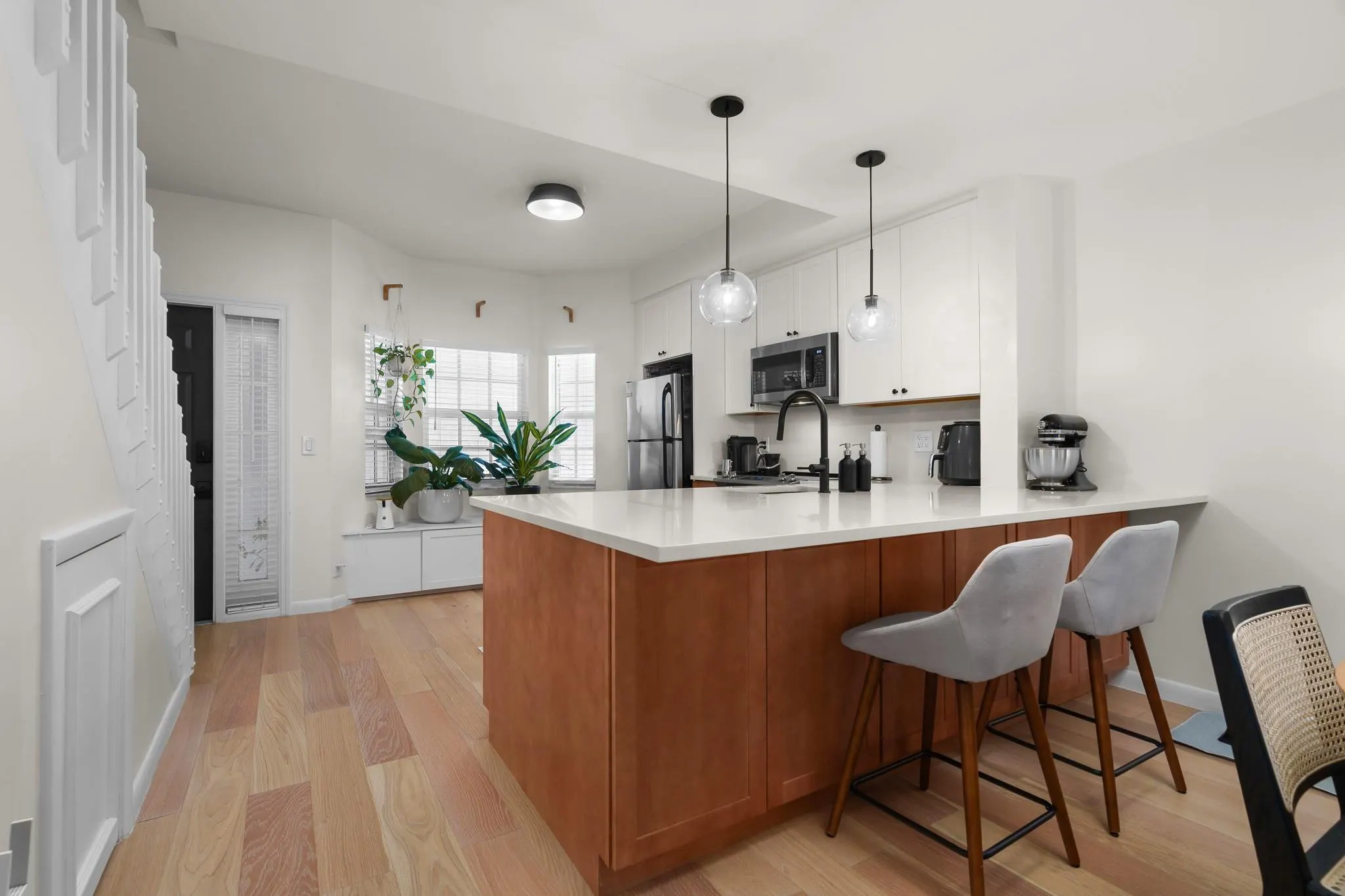 1321 Bayview Dr, #4