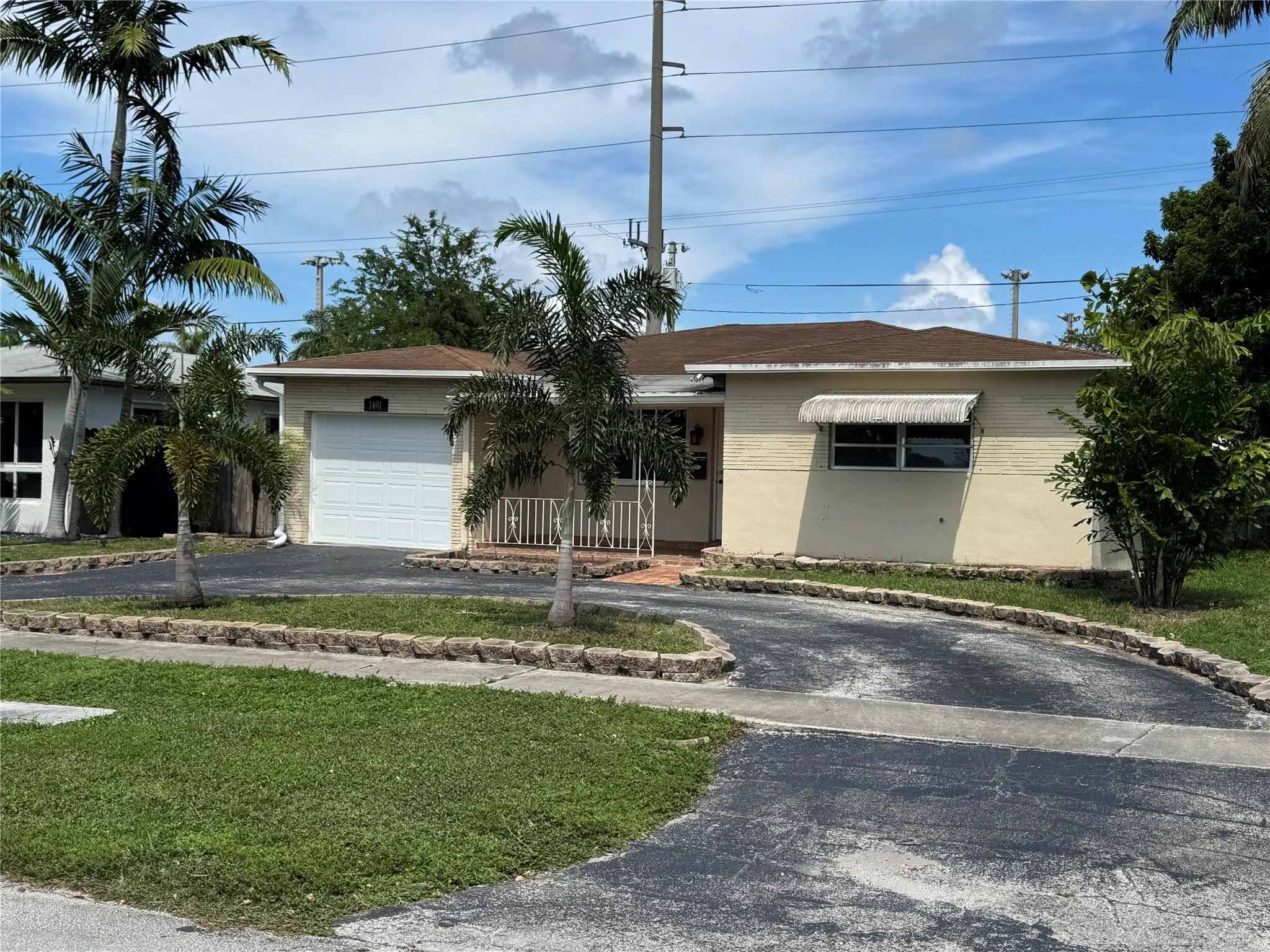 1401 N 31st Rd