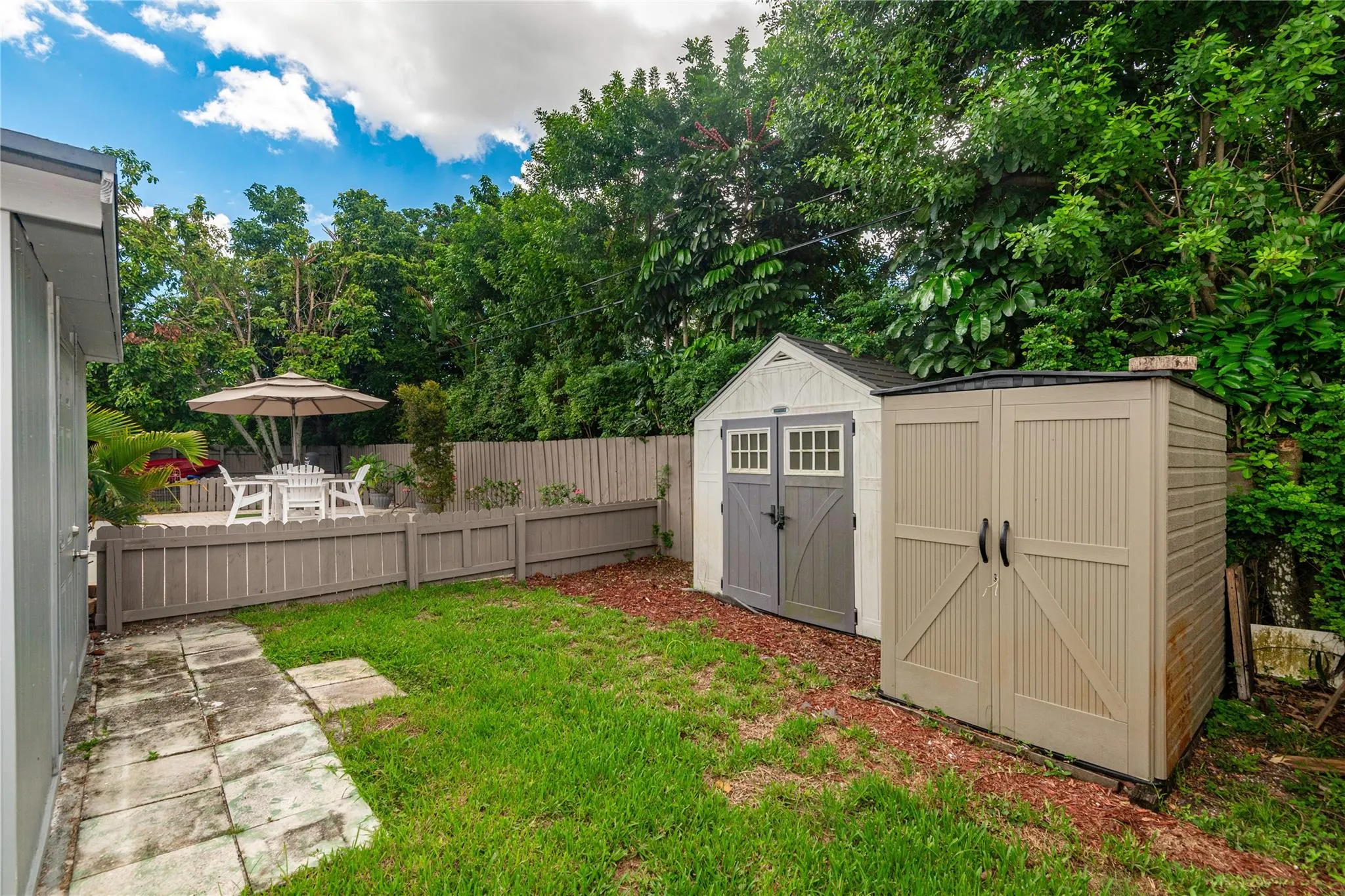 7410 NW 13th Ct
