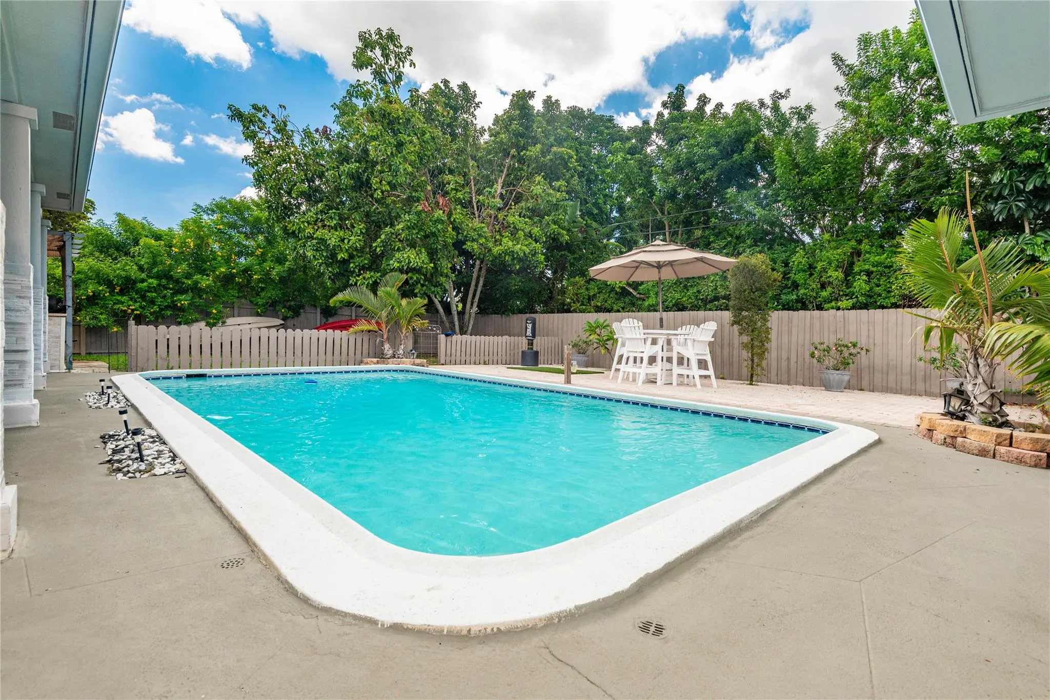7410 NW 13th Ct