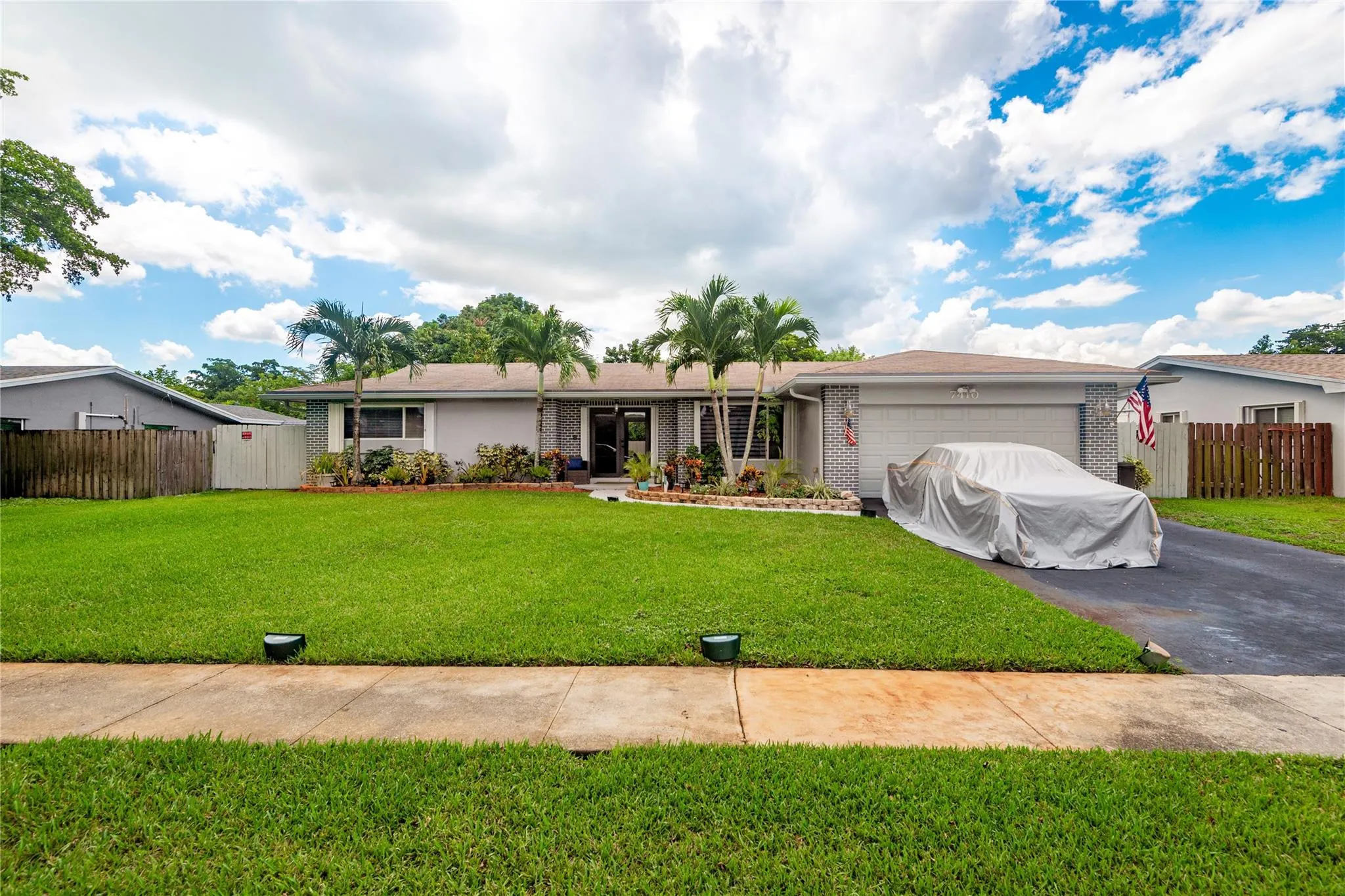 7410 NW 13th Ct