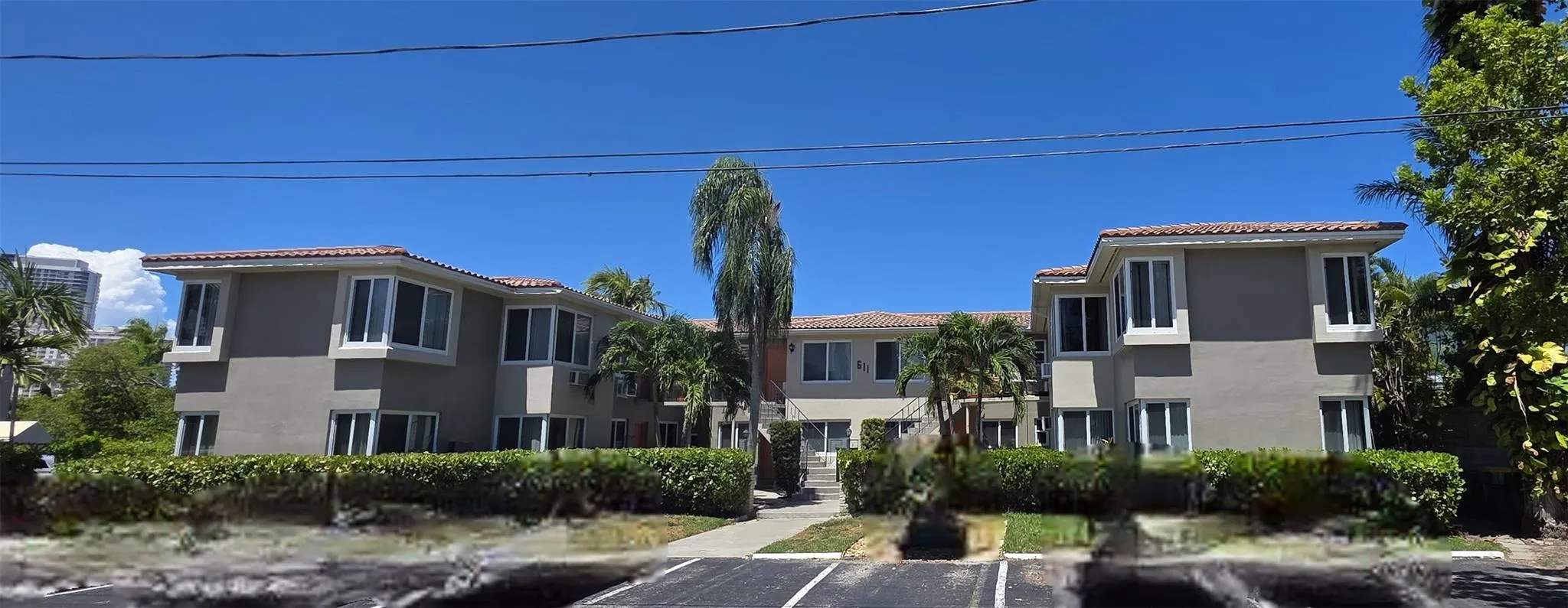 611 Ponce De Leon Dr, #1