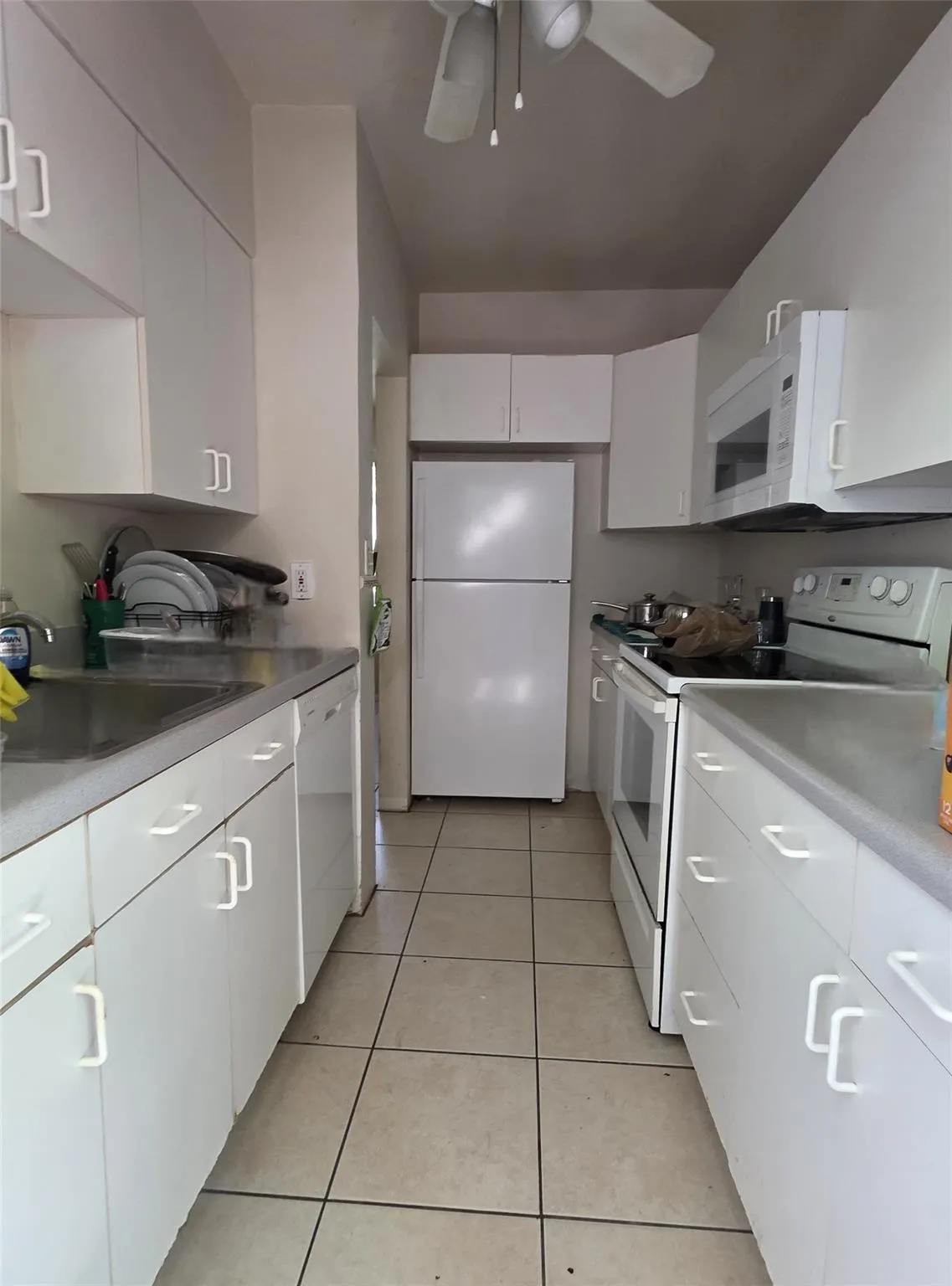 611 Ponce De Leon Dr, #1