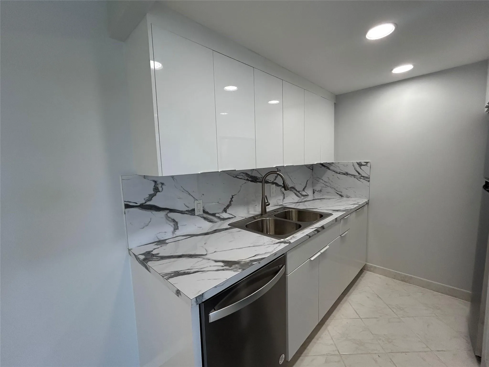 4069 Cornwall D, #4069