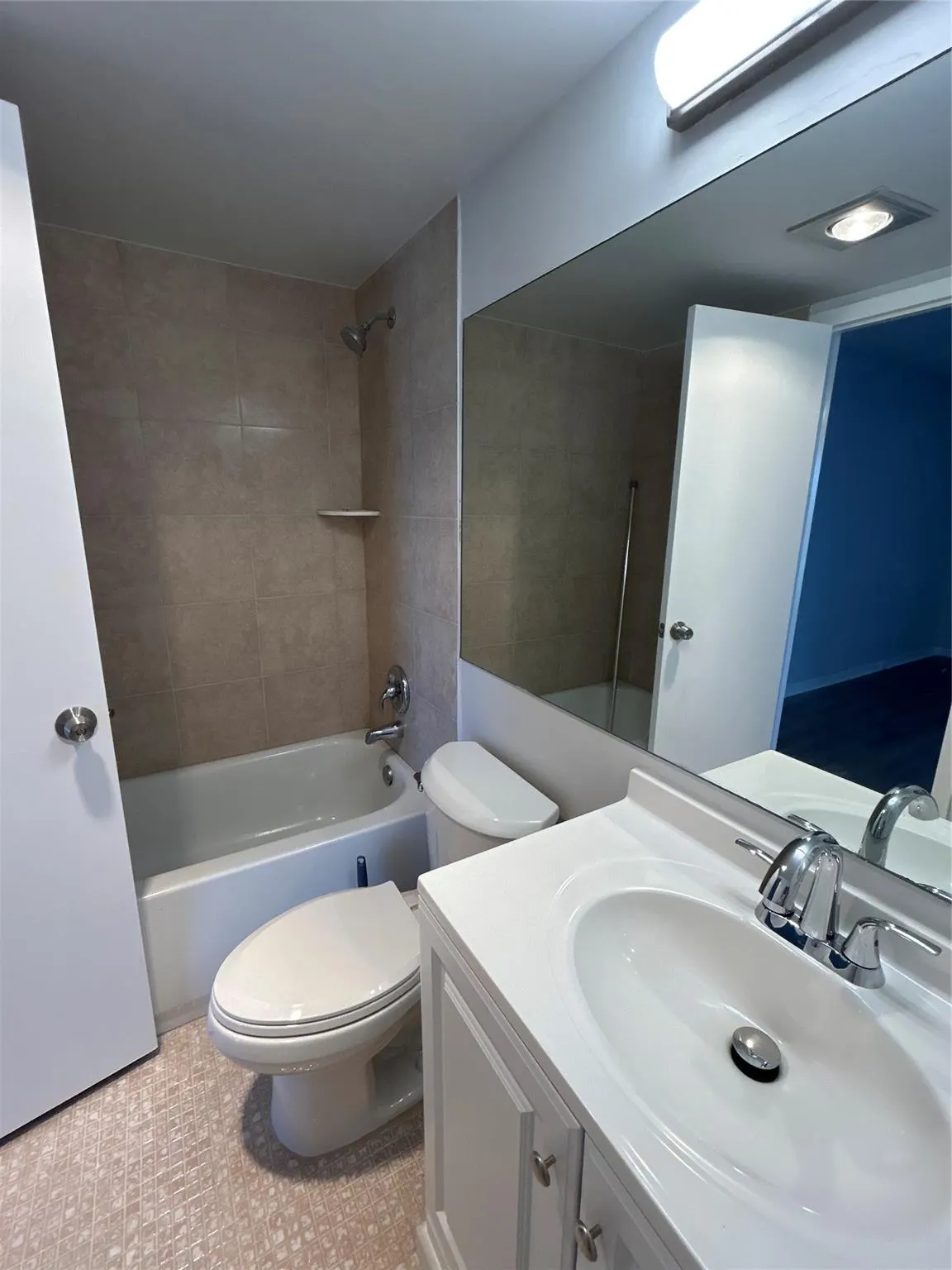 4069 Cornwall D, #4069