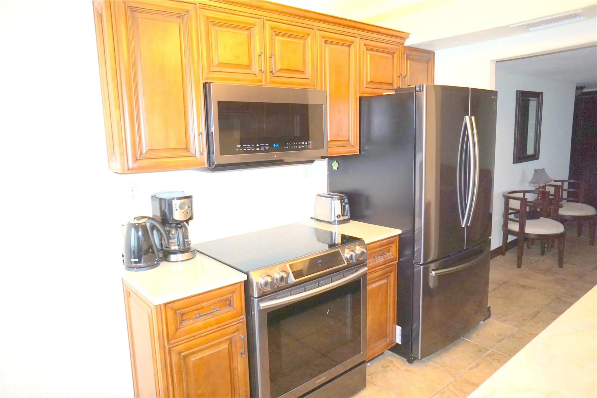 525 N Ocean Blvd, #1025