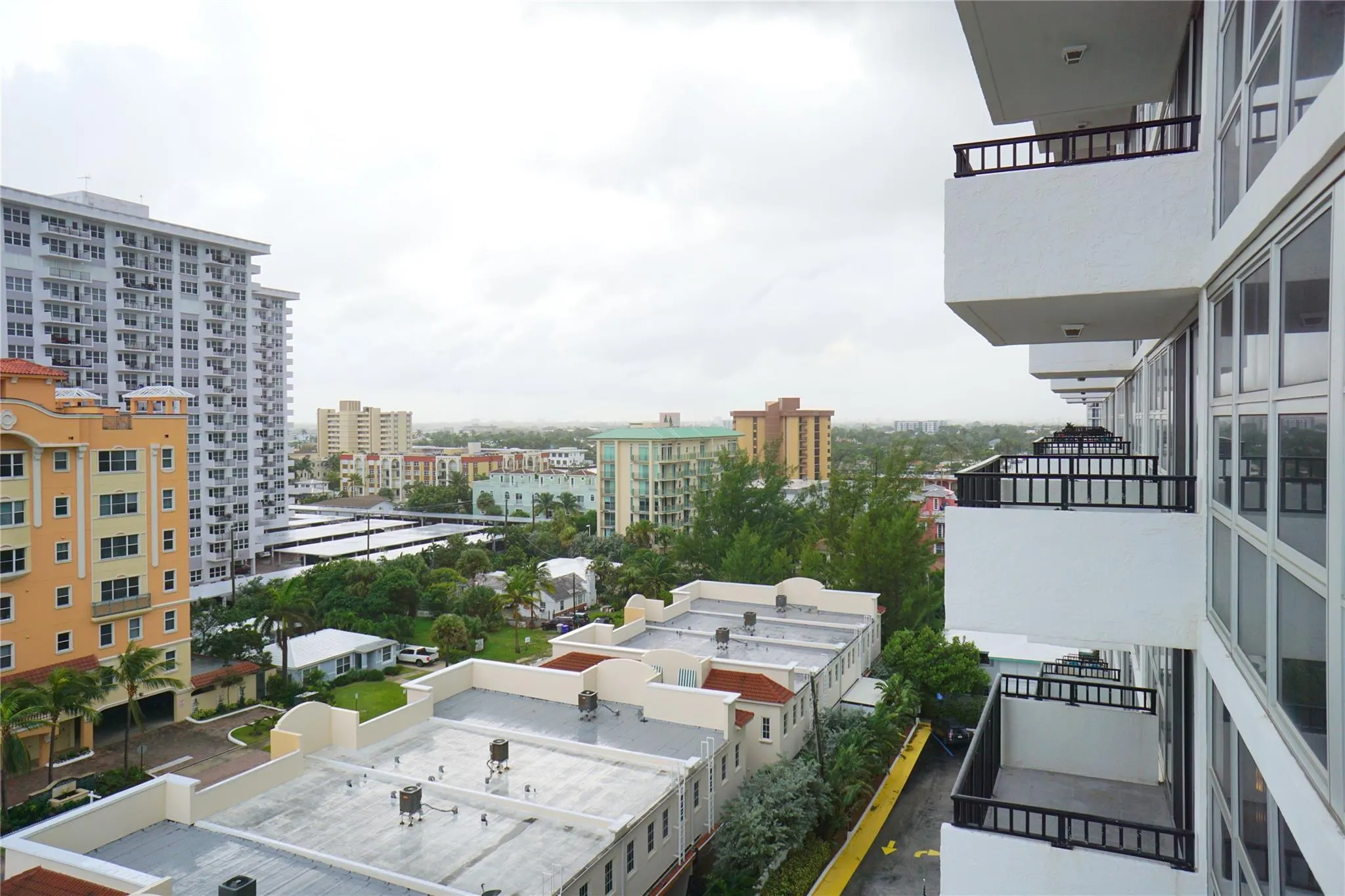 525 N Ocean Blvd, #1025