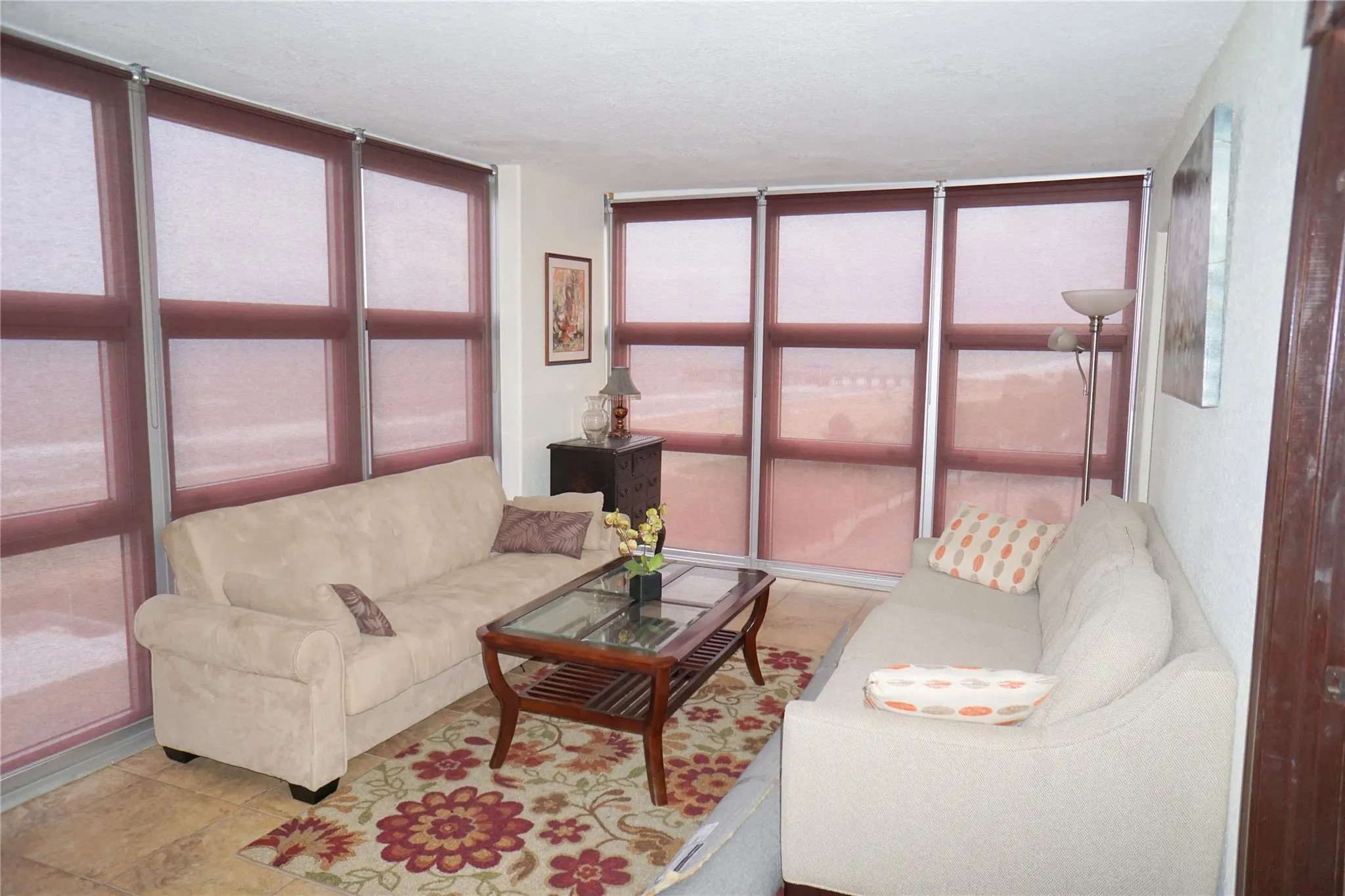 525 N Ocean Blvd, #1025