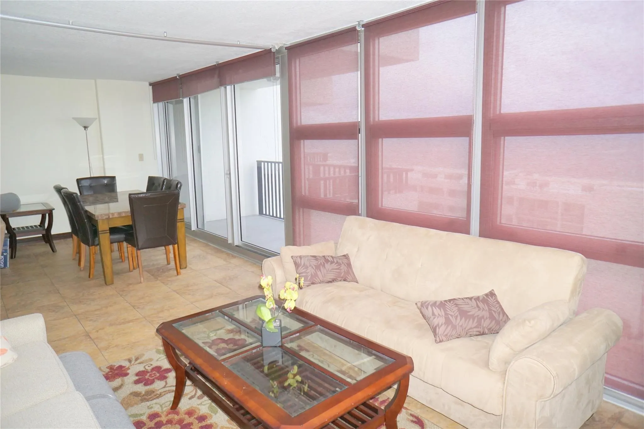 525 N Ocean Blvd, #1025