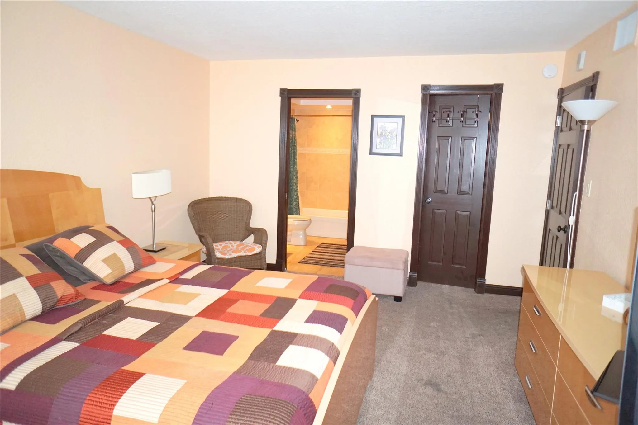 525 N Ocean Blvd, #1025