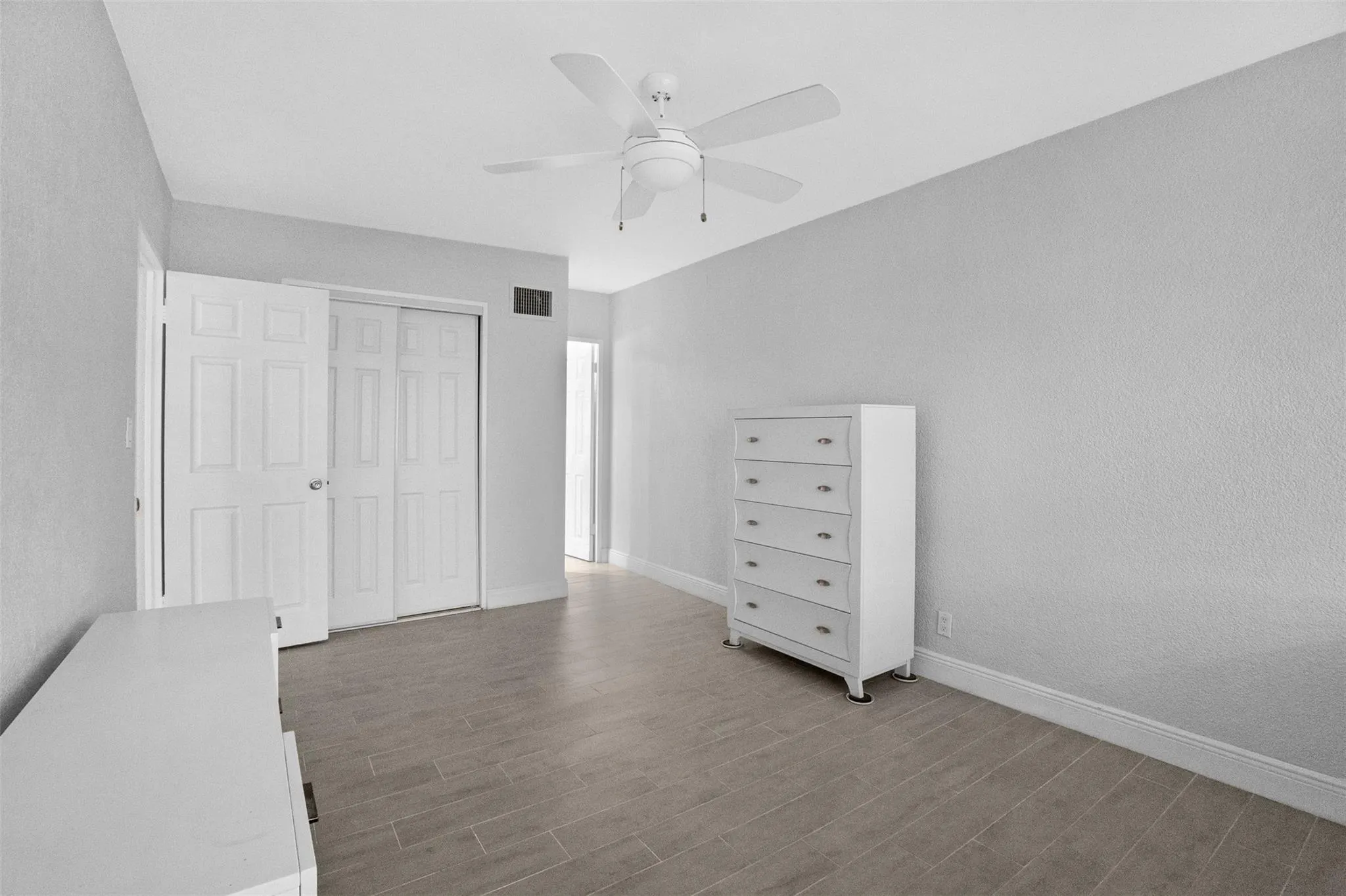 1000 SE 4th St, #127