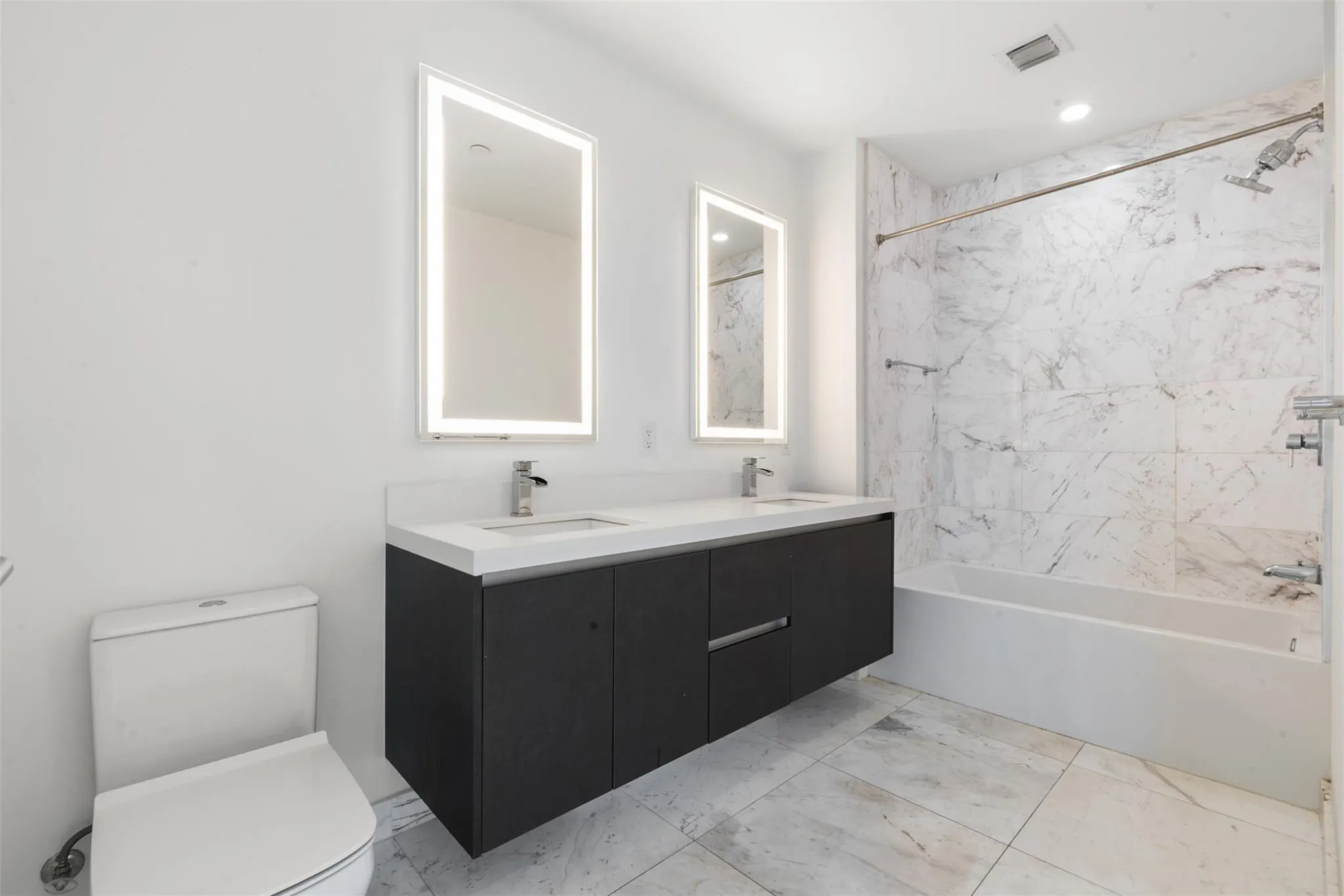 851 NE 1st Ave, #3202