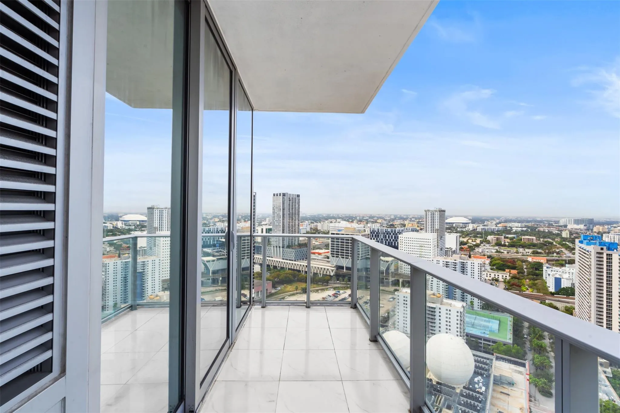 851 NE 1st Ave, #3202