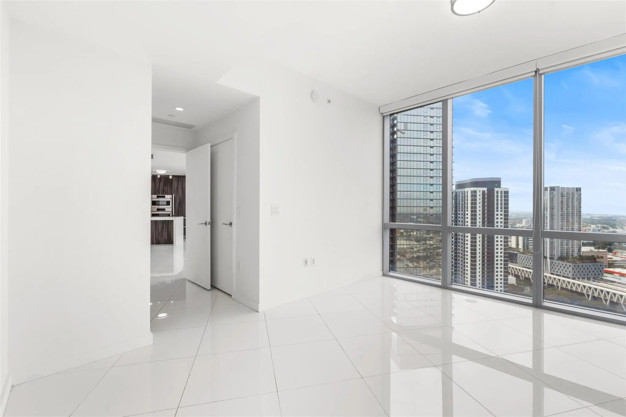851 NE 1st Ave, #3202