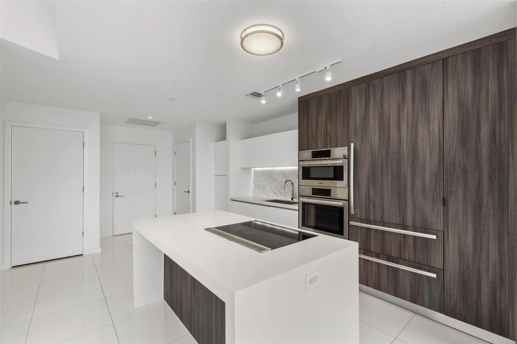 851 NE 1st Ave, #3202