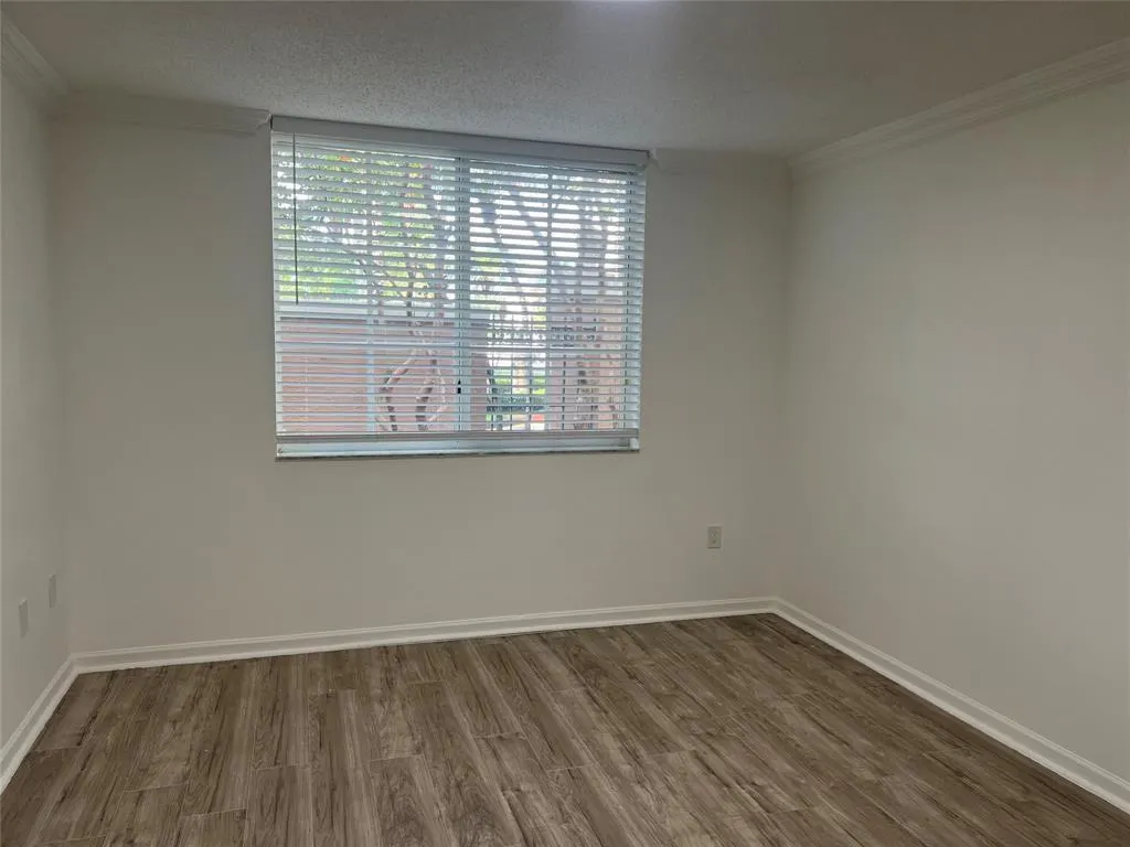 4856 N STATE RD 7, #1108