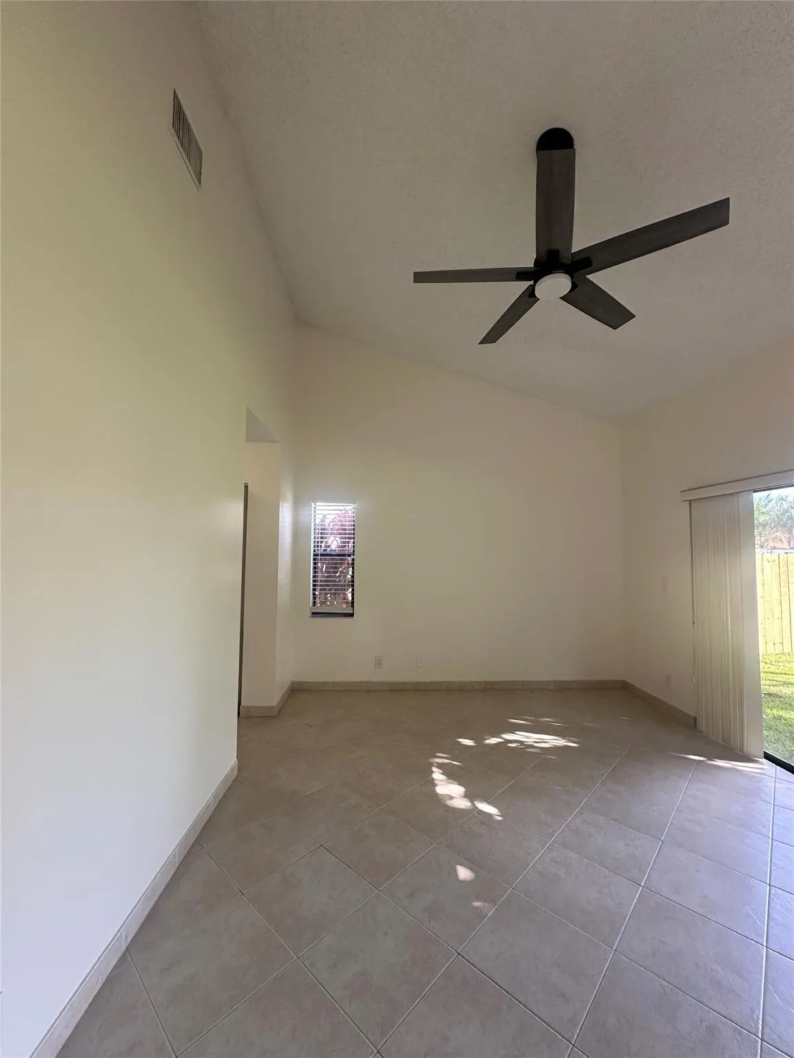9398 Laurel Green Dr