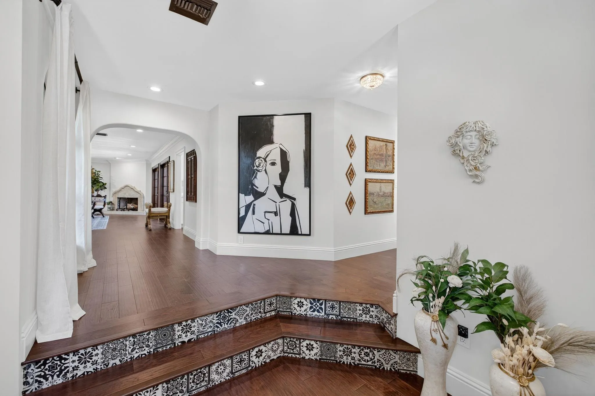 2616 Acacia Court