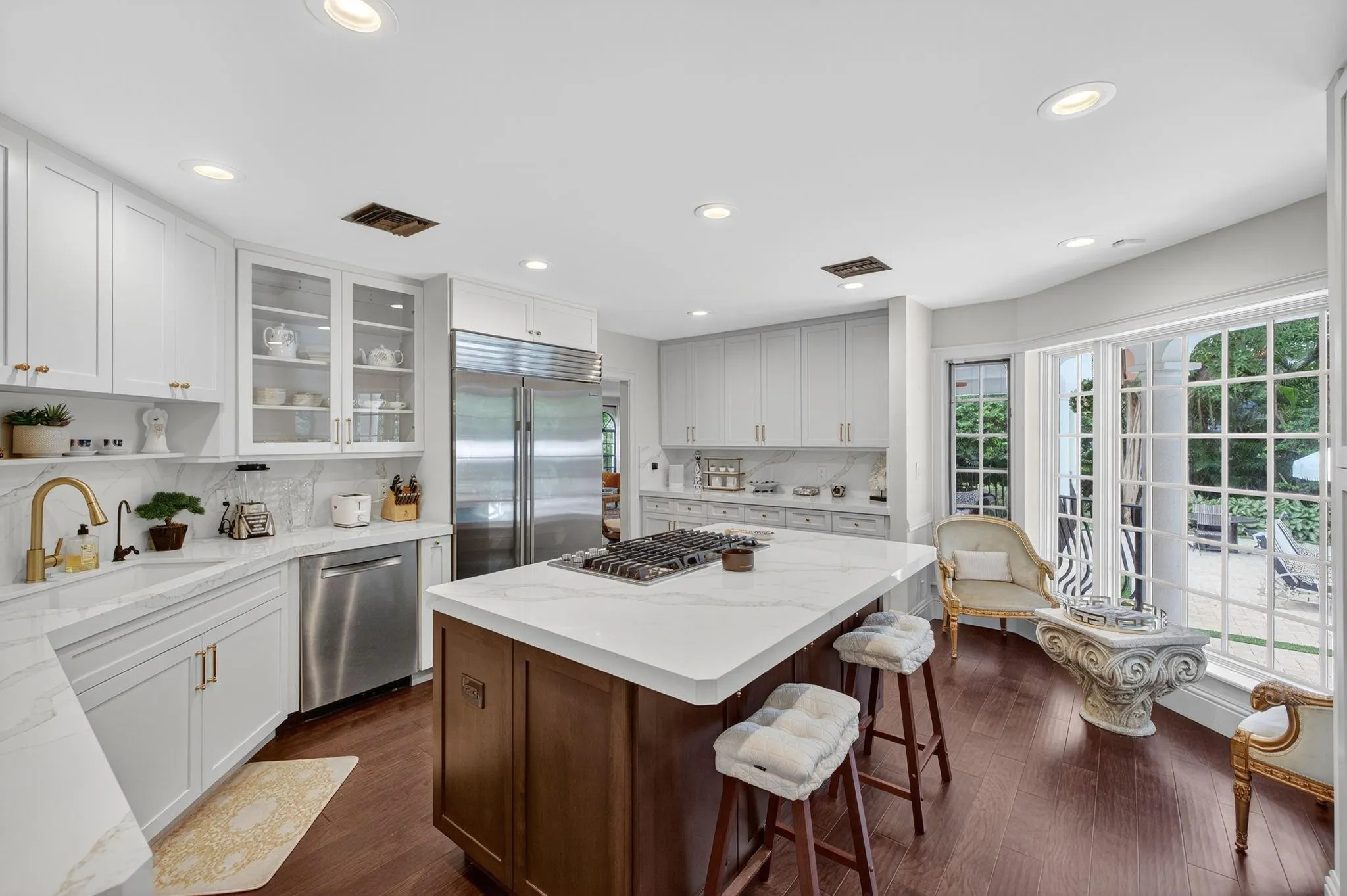 2616 Acacia Court