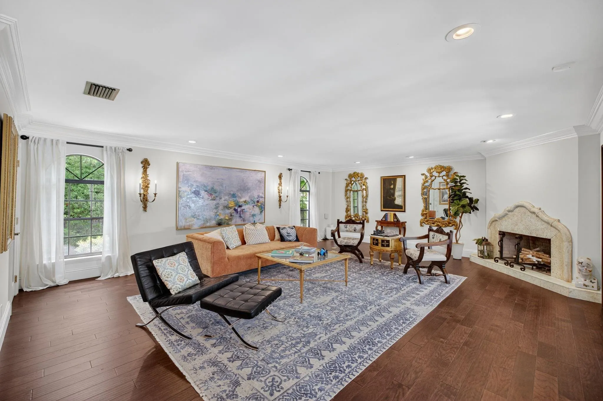 2616 Acacia Court