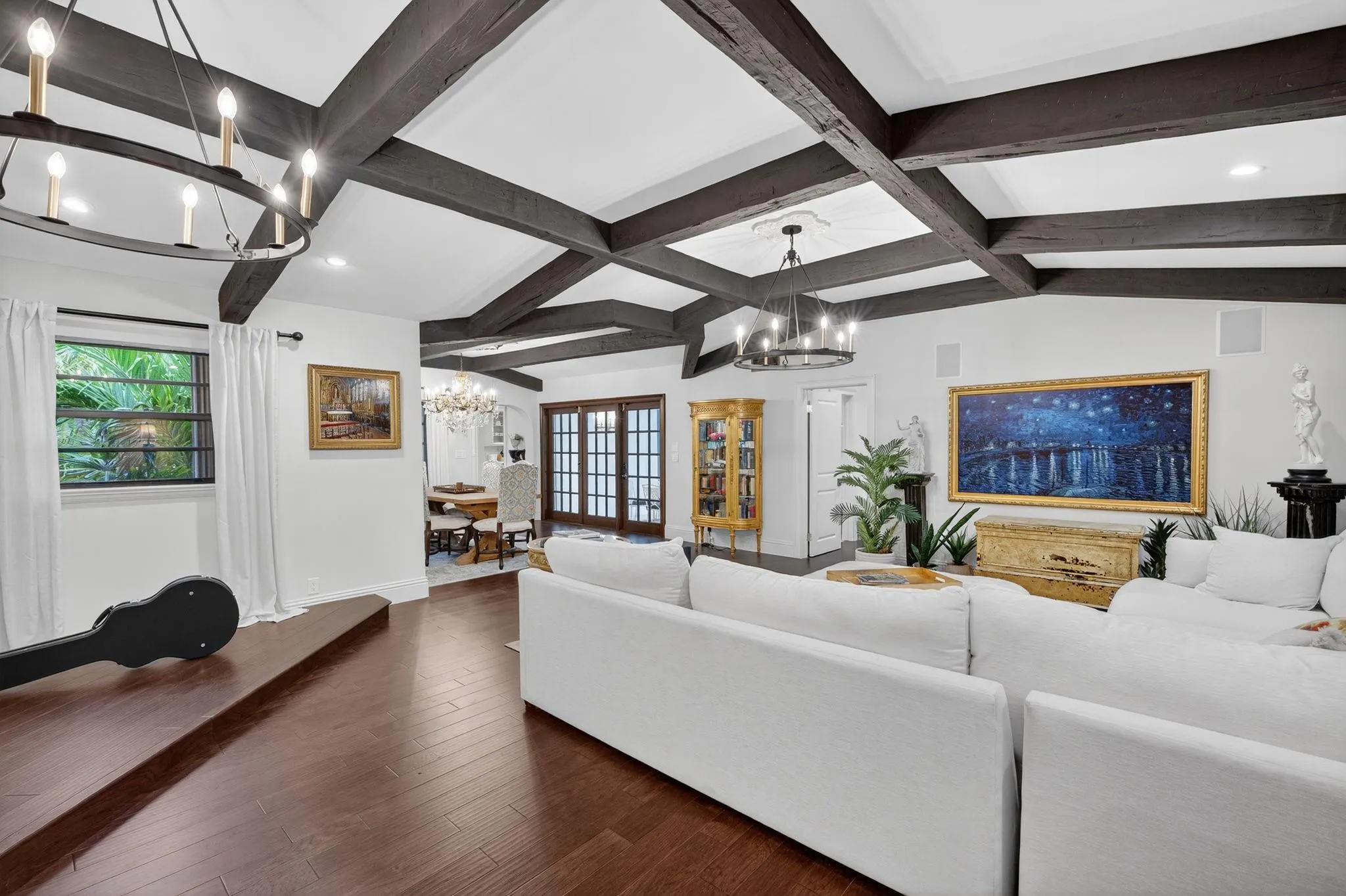 2616 Acacia Court