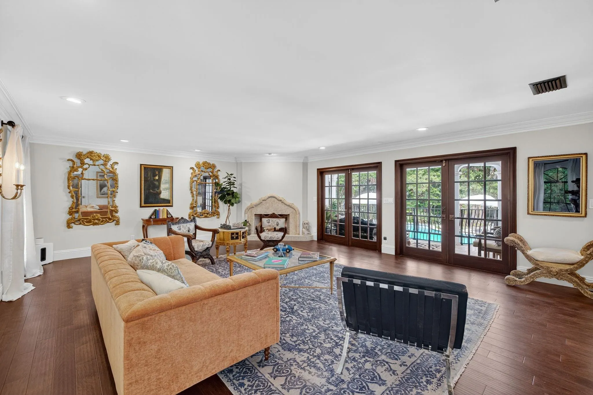 2616 Acacia Court