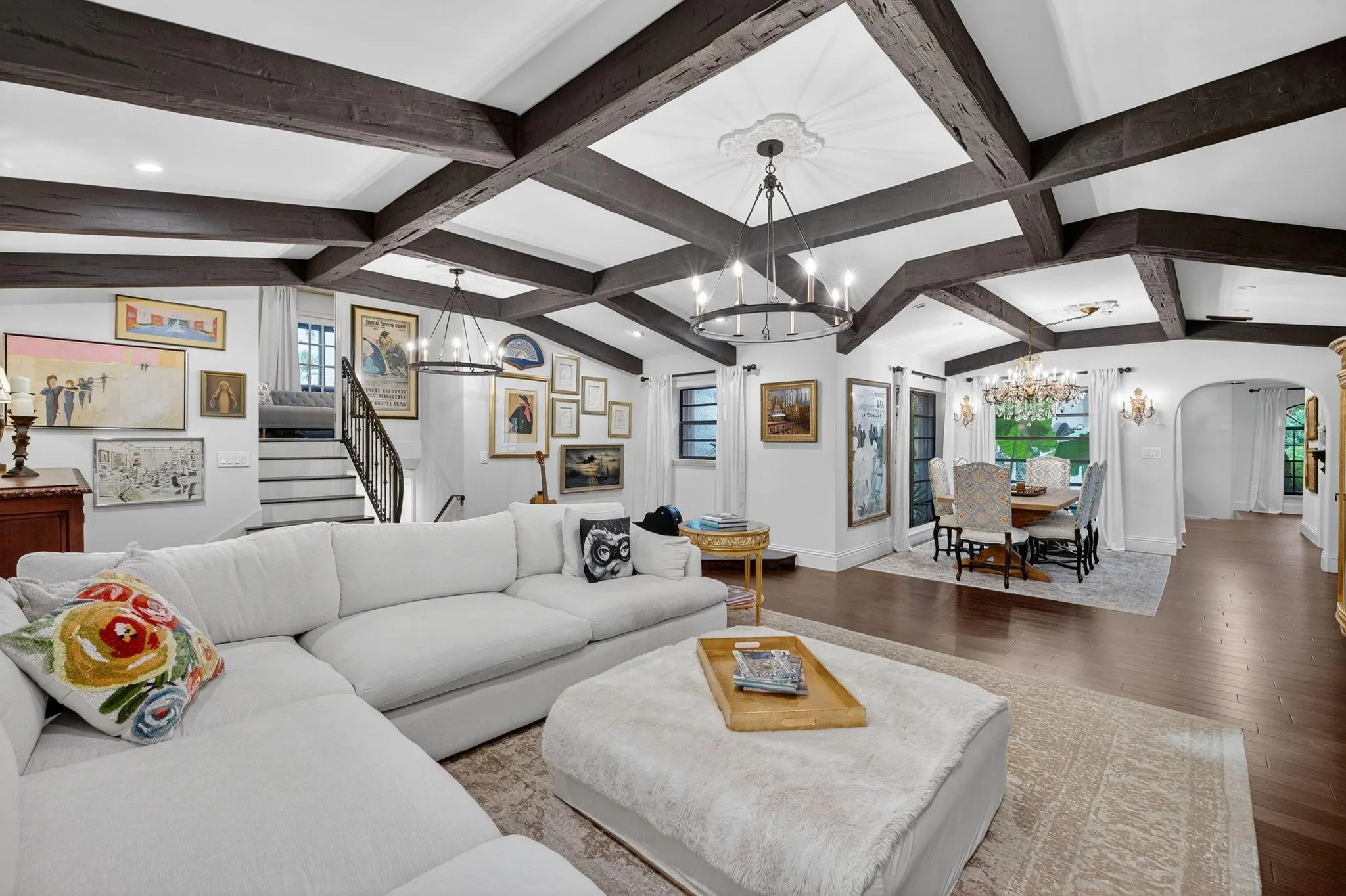 2616 Acacia Court